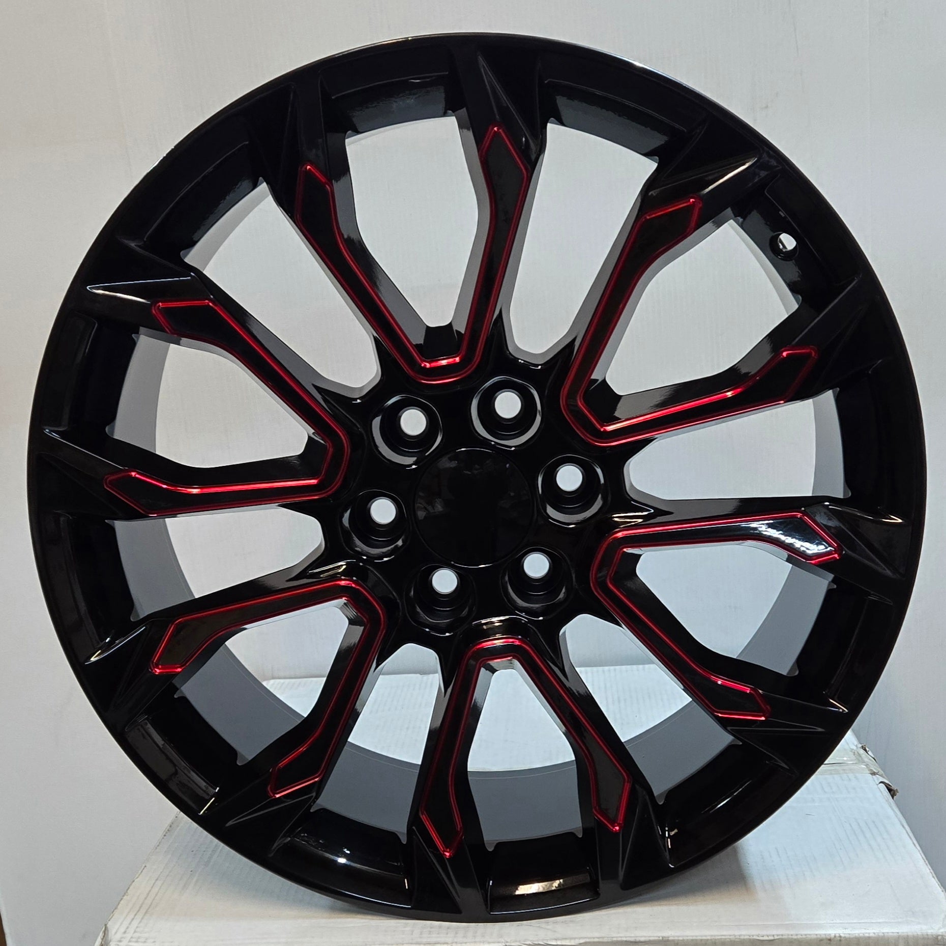 H693 22X9.0 6X139.7 PIANO BLACK RED MILLING - Gun Hill Tire House (WTW - WHOLESALE TIRES & WHEELS)