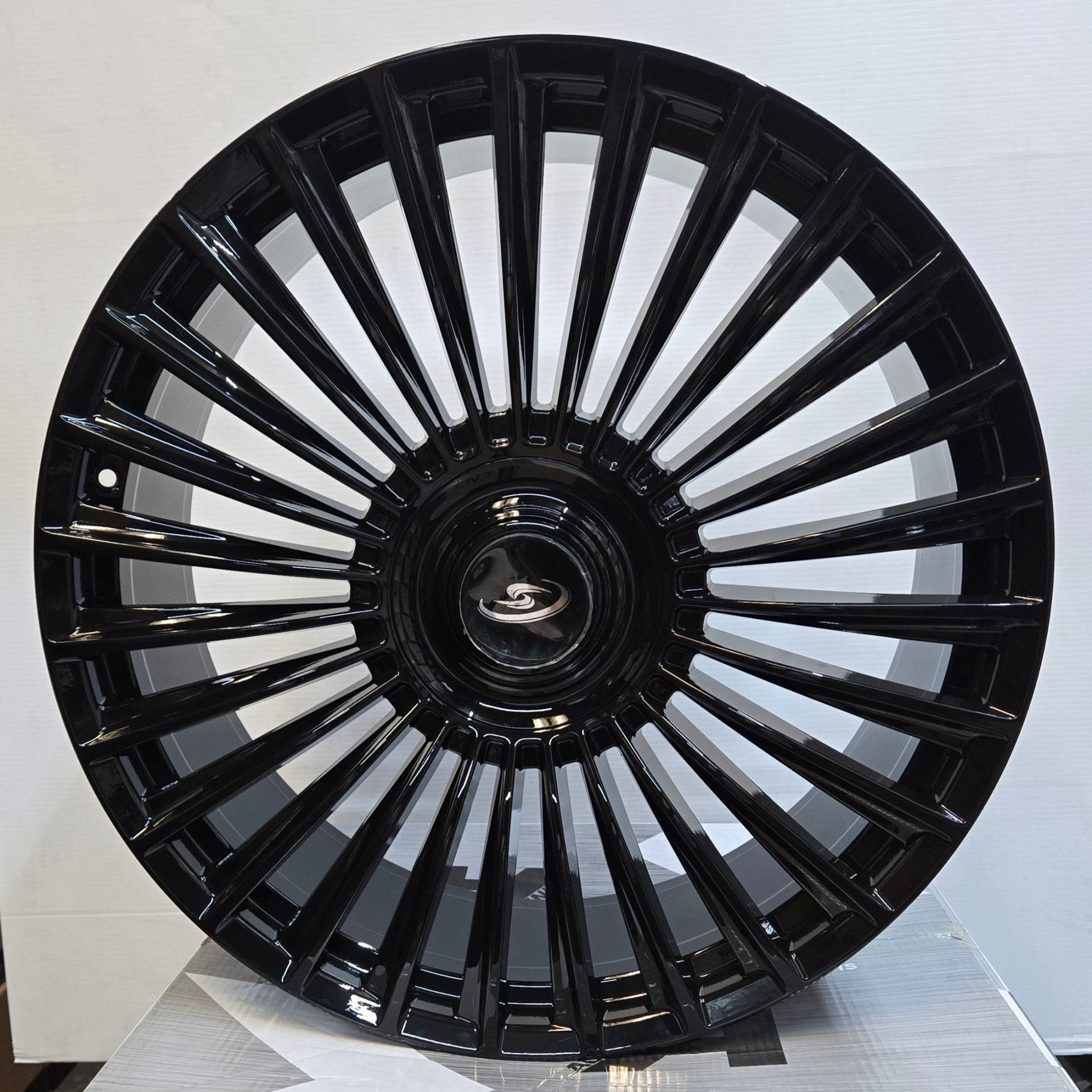 0450 24X10 6X139.7 PIANO BLACK - Gun Hill Tire House (WTW - WHOLESALE TIRES & WHEELS)