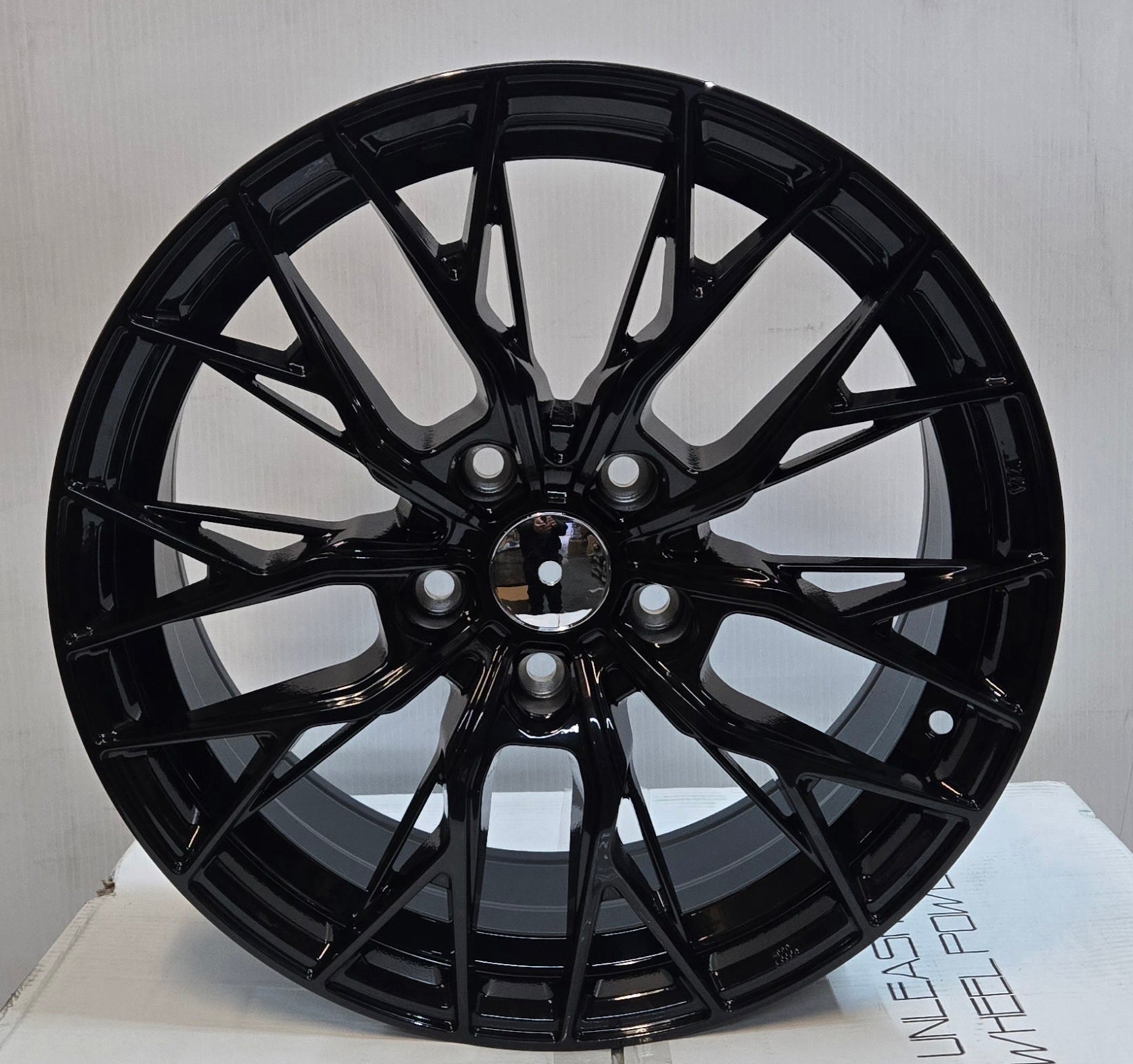 H3243F 17X7.5 5X114.3 PIANO BLACK - Gun Hill Tire House (WTW - WHOLESALE TIRES & WHEELS)