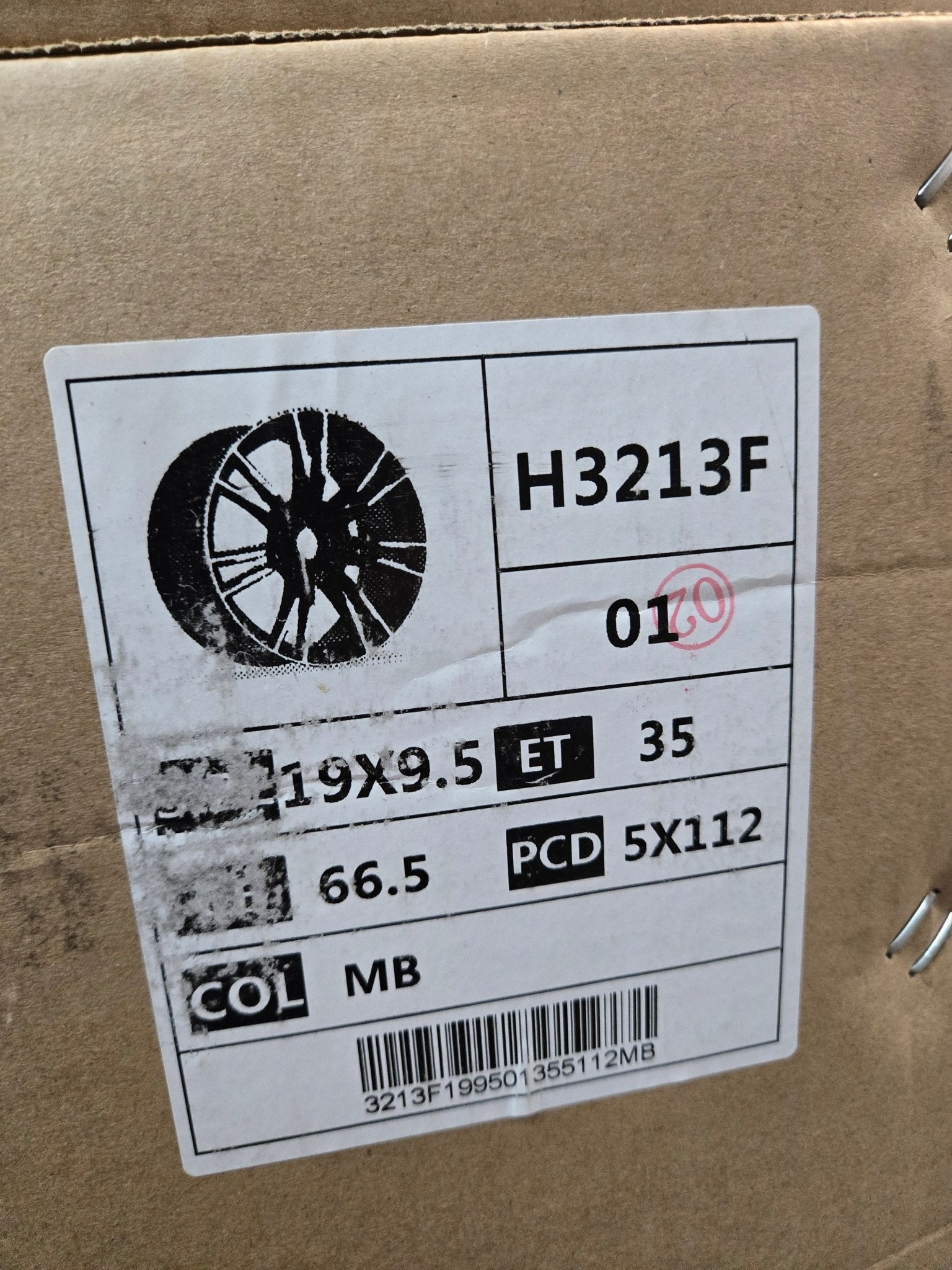 H3213F 19X9.5 5X112 PIANO BLACK MACHINED FACE - Gun Hill Tire House (WTW - WHOLESALE TIRES & WHEELS)