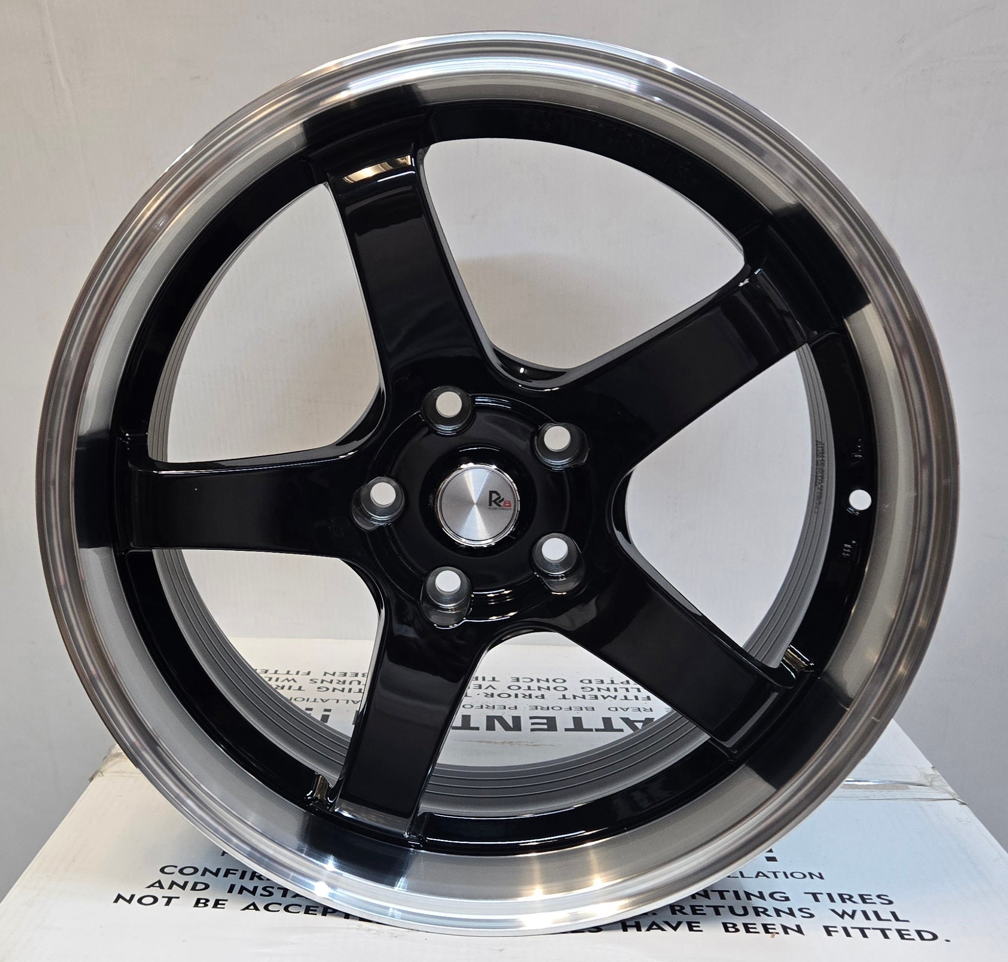 GWG RF5 18x8 5x114.3 GLOSS BLACK MACHINED LIP - Gun Hill Tire House (WTW - WHOLESALE TIRES & WHEELS)