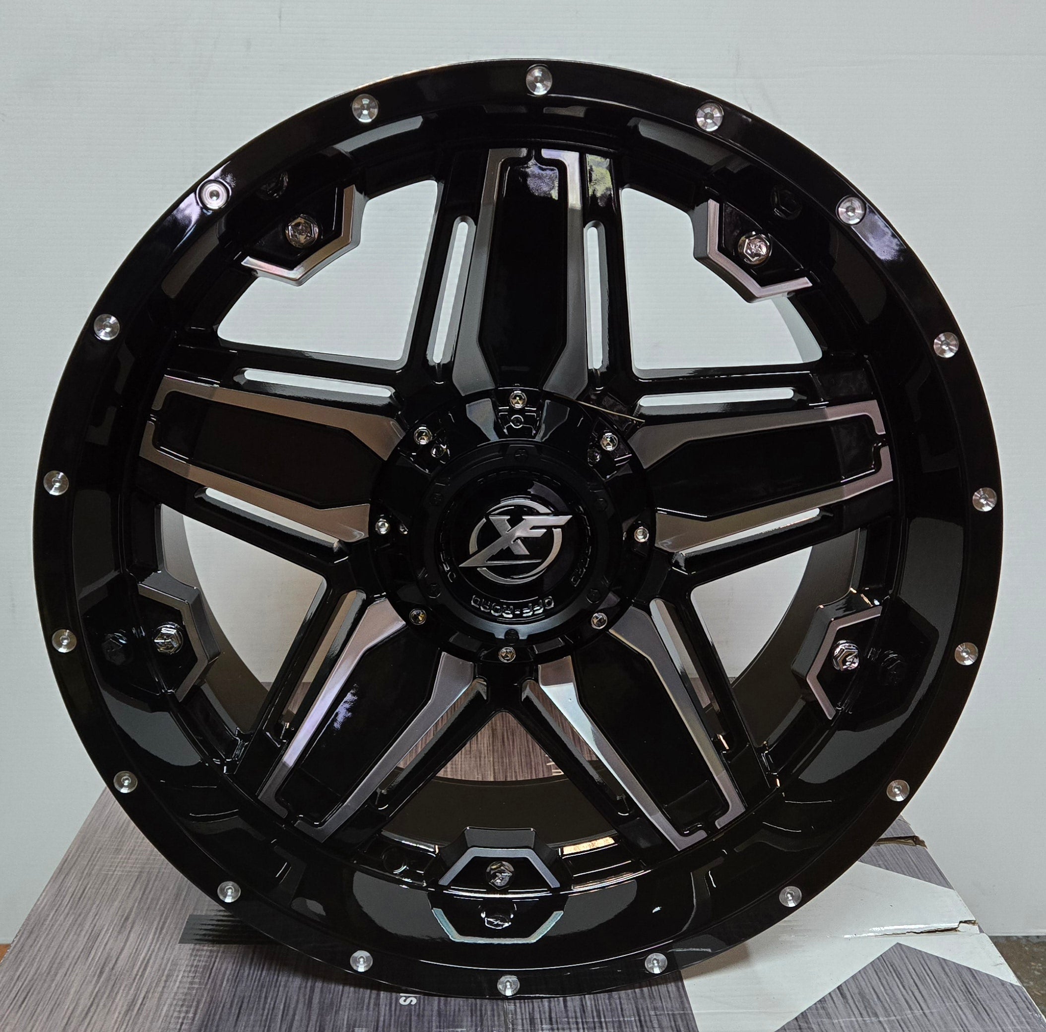 XF223 20x10 6x135 / 6x139.7 GLOSS BLACK MACHINED MILLED - Gun Hill Tire House (WTW - WHOLESALE TIRES & WHEELS)