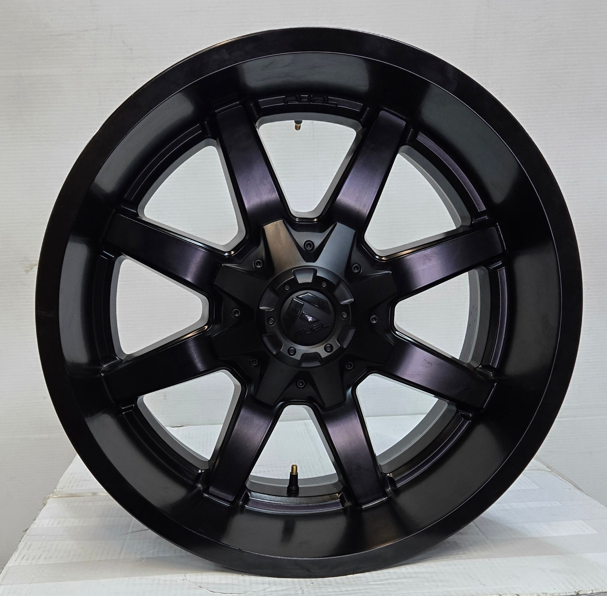 FUEL D686963 20X10 8X165 MATTE BLACK - Gun Hill Tire House (WTW - WHOLESALE TIRES & WHEELS)