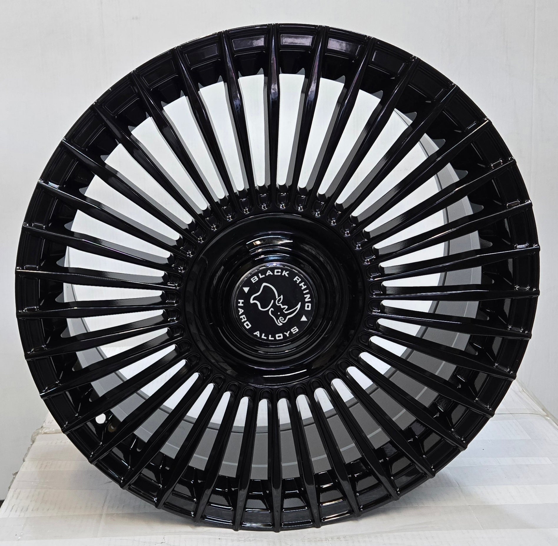 W042 19X9.5 5X112 5X114.3 GLOSS BLACK - Gun Hill Tire House (WTW - WHOLESALE TIRES & WHEELS)