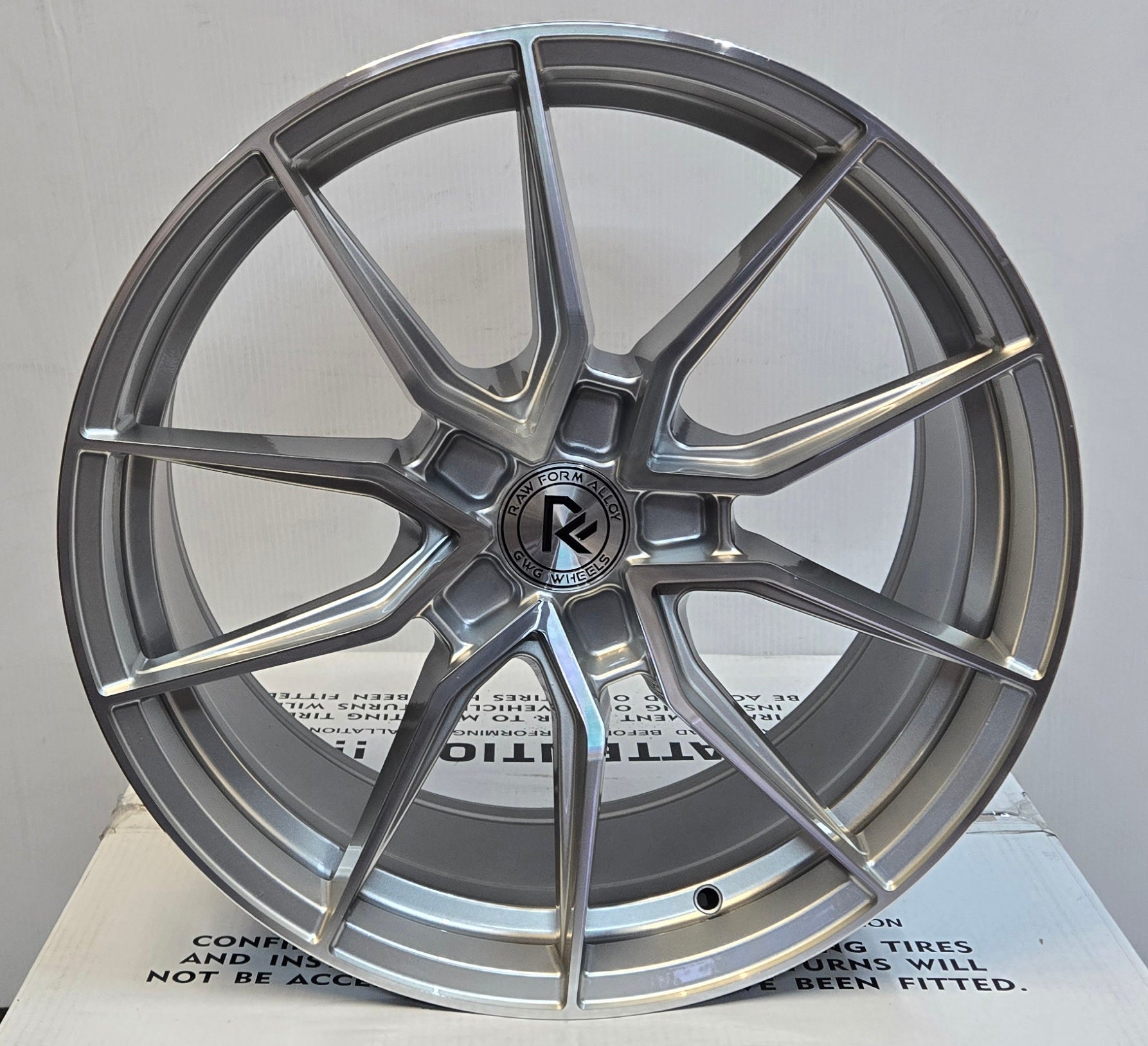 GWG RF4 19x8.5 BLANK HYPER SILVER MACHINED FACE - Gun Hill Tire House (WTW - WHOLESALE TIRES & WHEELS)