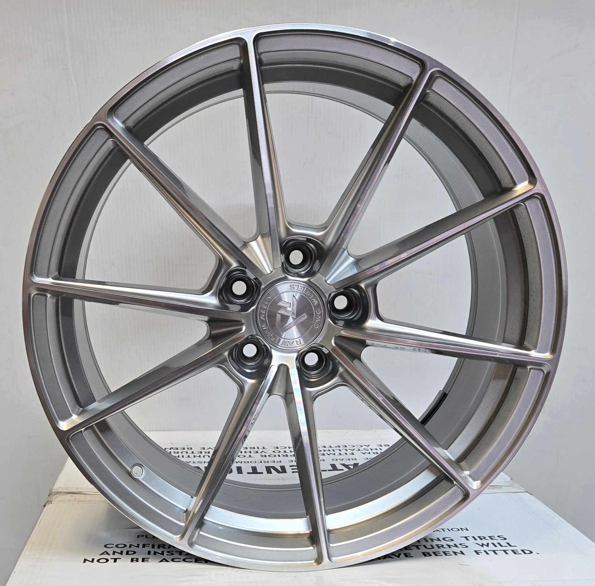 GWG RF7 19X8.5 5X114.3 HYPER SILVER - Gun Hill Tire House (WTW - WHOLESALE TIRES & WHEELS)