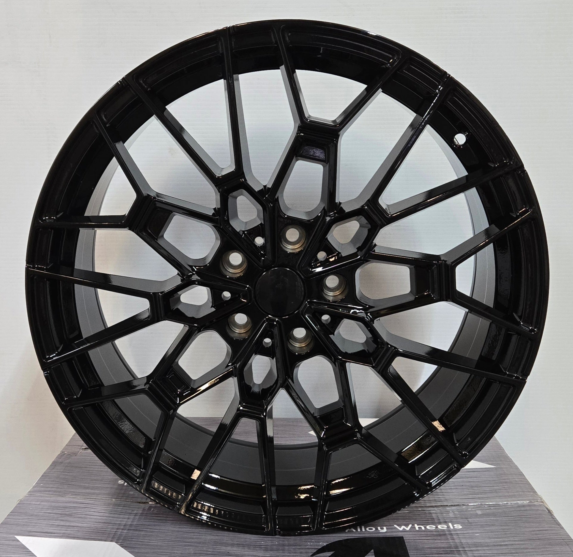 W717 0384 20X8.5 5X120 GLOSS BLACK - Gun Hill Tire House (WTW - WHOLESALE TIRES & WHEELS)
