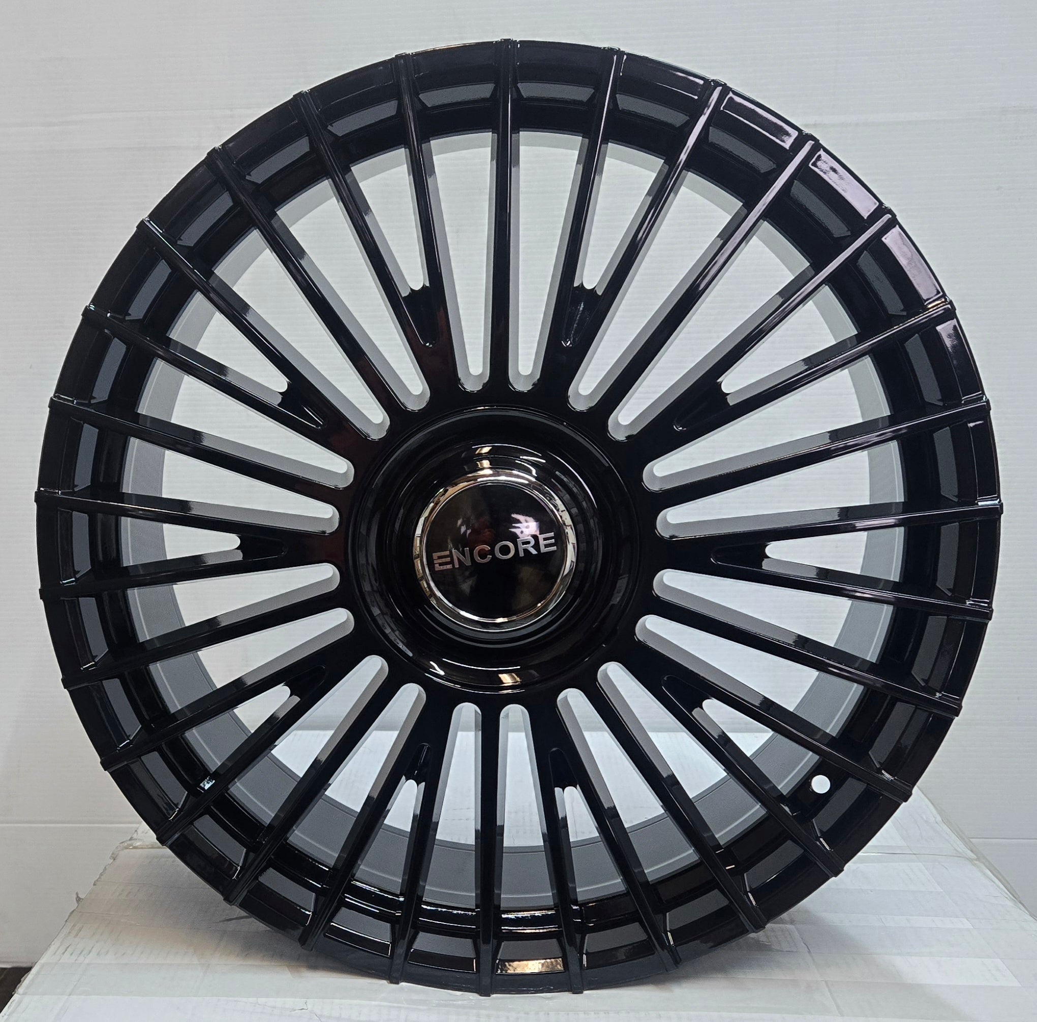 ENCORE ENC109 22X8.5 6X120 6X127 GLOSS BLACK FLOATING CAP - Gun Hill Tire House (WTW - WHOLESALE TIRES & WHEELS)