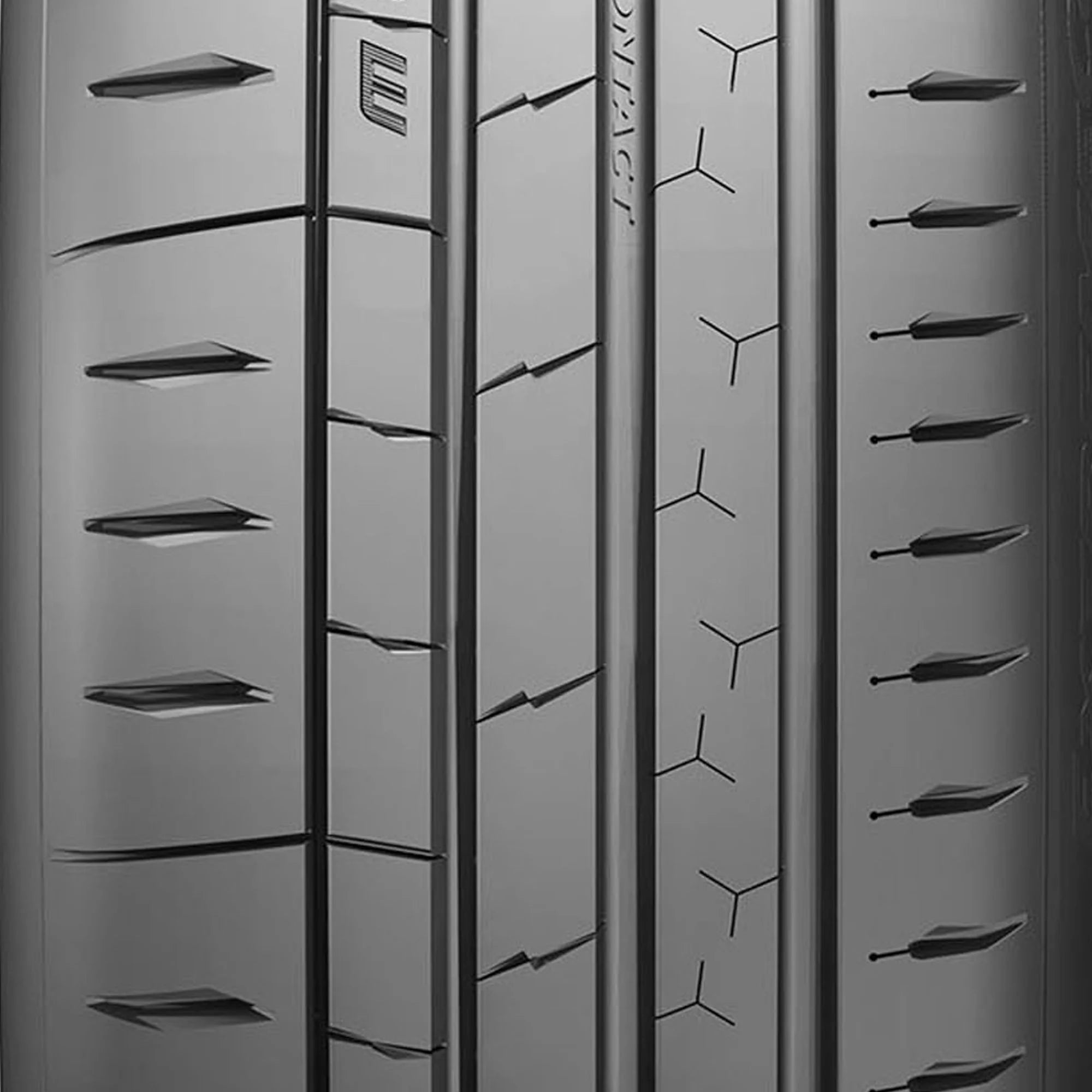 275/40ZR17 Continental Extremecontact Sport 02 Summer 98W Passenger Tire - Gun Hill Tire House (WTW - WHOLESALE TIRES & WHEELS)