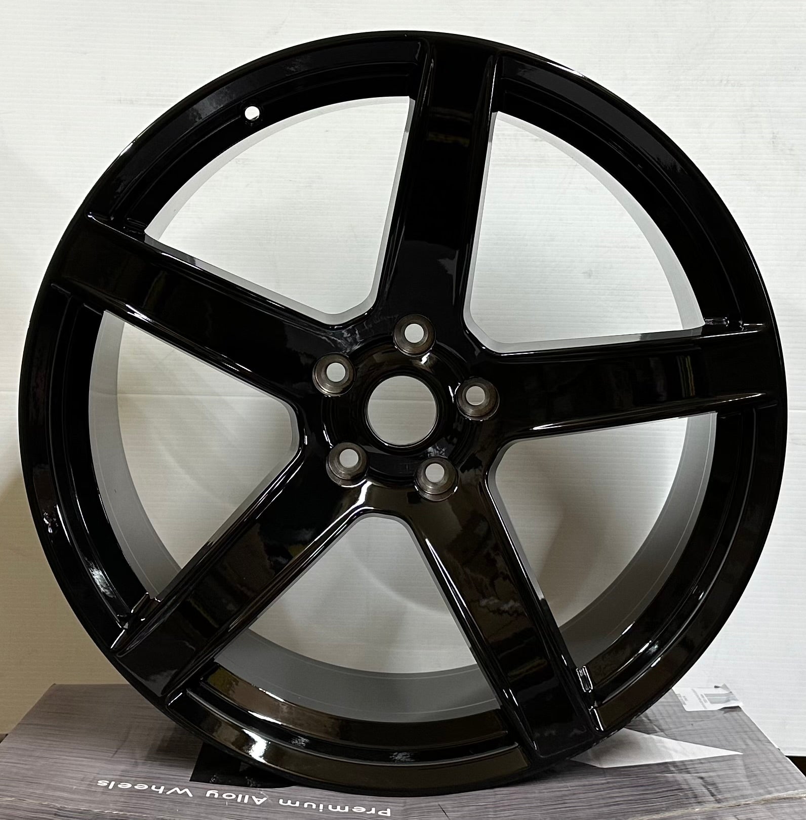 OE - 22002 TRACKHAWK STYLE WHEELS 22x10 5x127 GLOSS BLACK - Gun Hill Tire House (WTW - WHOLESALE TIRES & WHEELS)