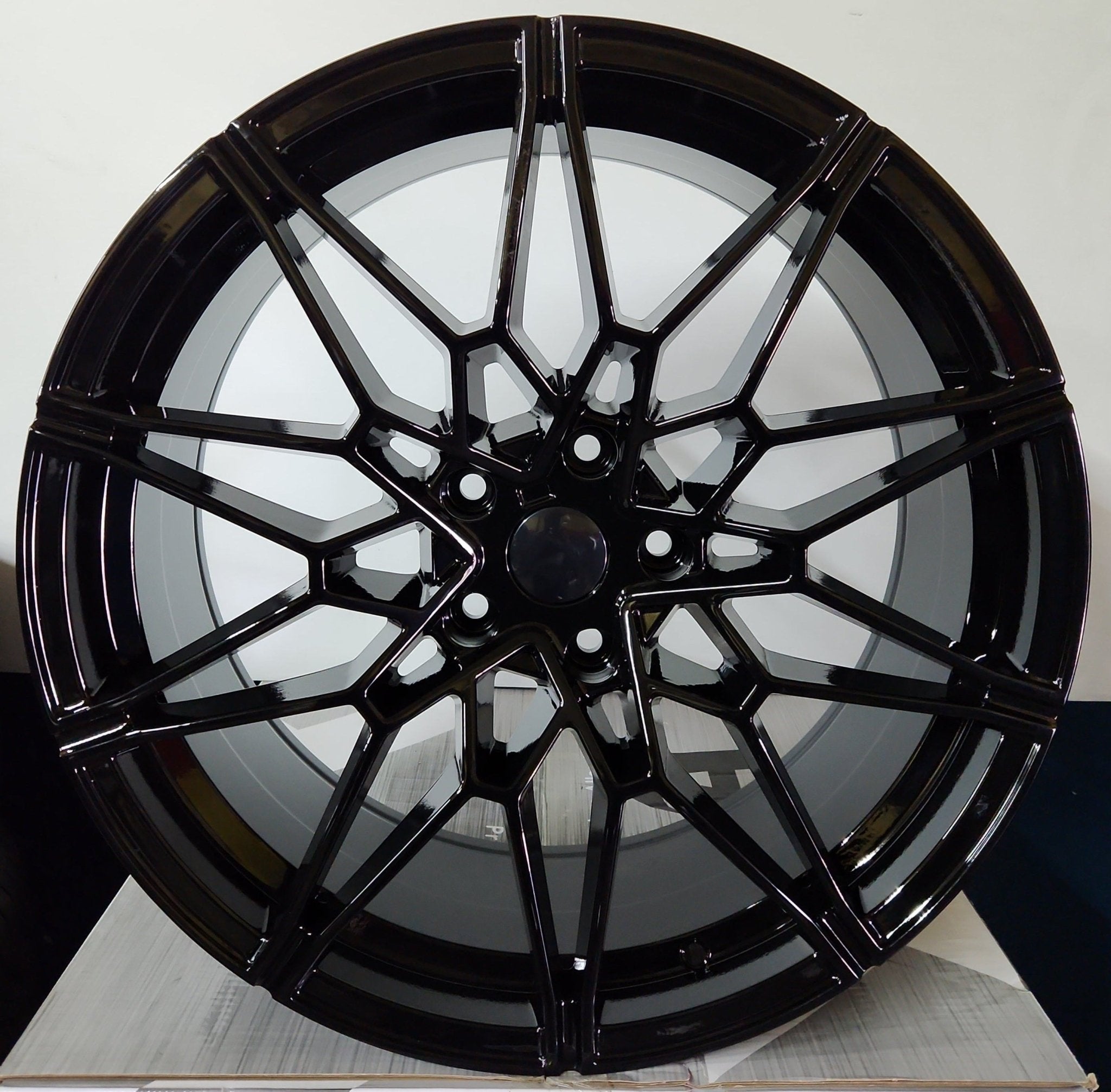 W718 19X8.0 5X120 GLOSS BLACK - Gun Hill Tire House (WTW - WHOLESALE TIRES & WHEELS)
