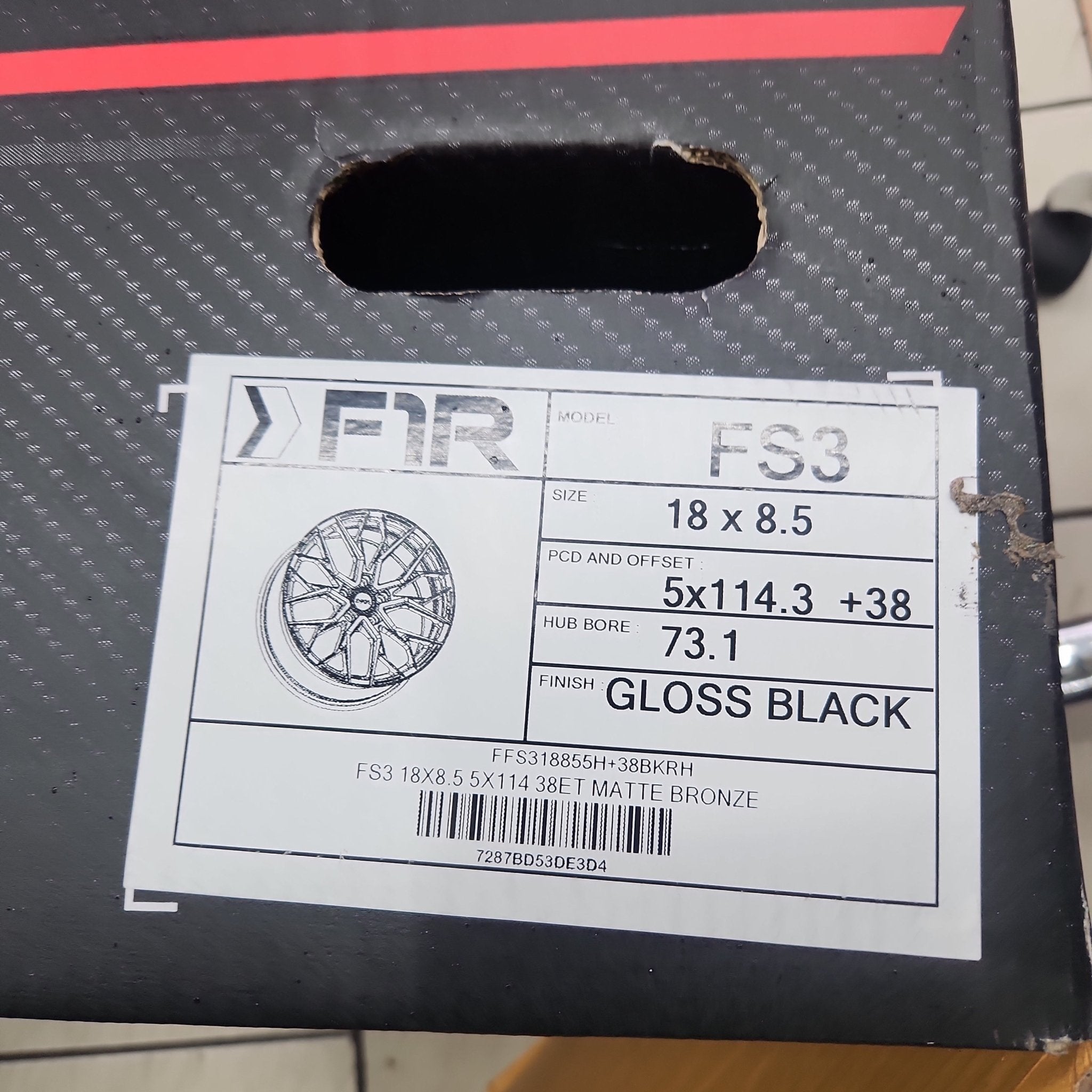 F1R FS3 18X8.5 5X114 GLOSS BLACK - Gun Hill Tire House (WTW - WHOLESALE TIRES & WHEELS)