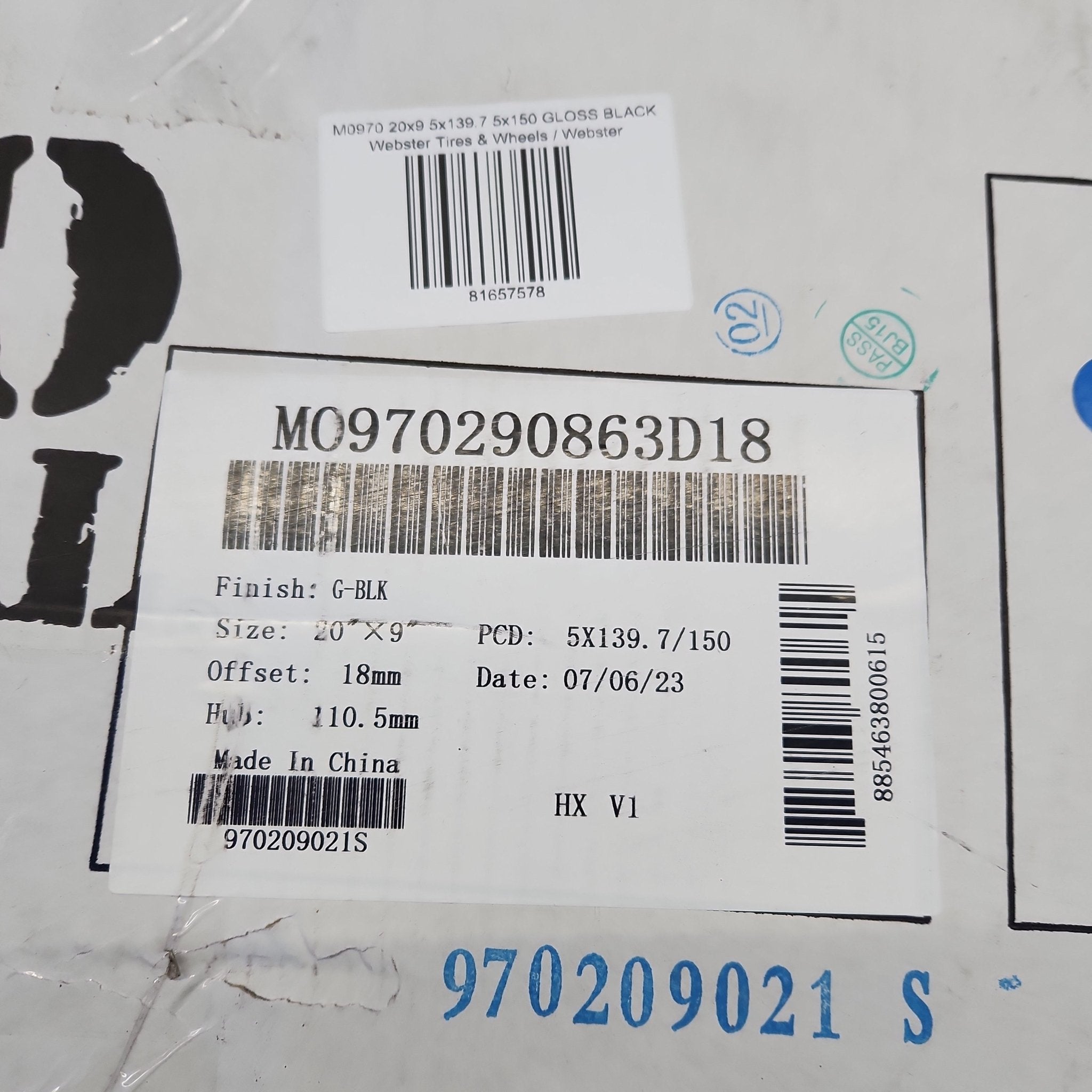 MOTO M0970 20x9 5x139.7 5x150 GLOSS BLACK - Gun Hill Tire House (WTW - WHOLESALE TIRES & WHEELS)