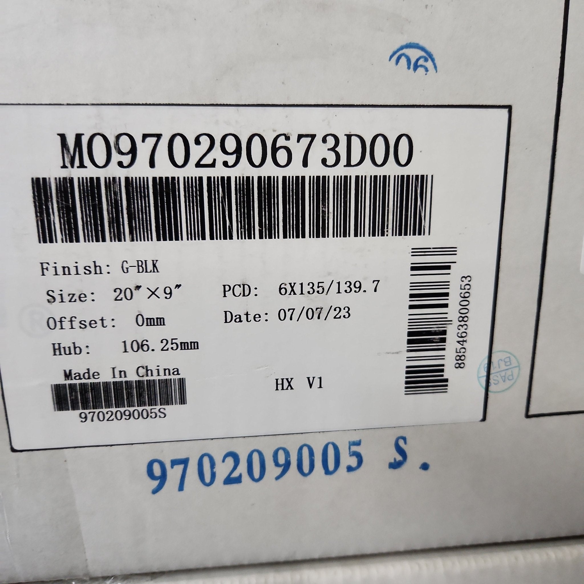 MO970 20x9 6x135 6x139.7 GLOSS BLACK - Gun Hill Tire House (WTW - WHOLESALE TIRES & WHEELS)