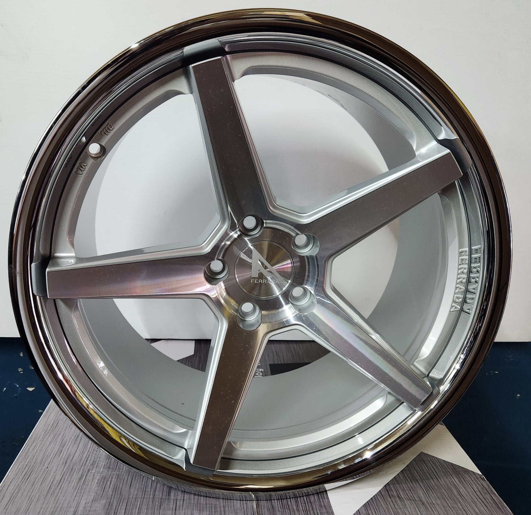 FERRADA FR3 19X10.5 5X114.3 SILVER - Gun Hill Tire House (WTW - WHOLESALE TIRES & WHEELS)