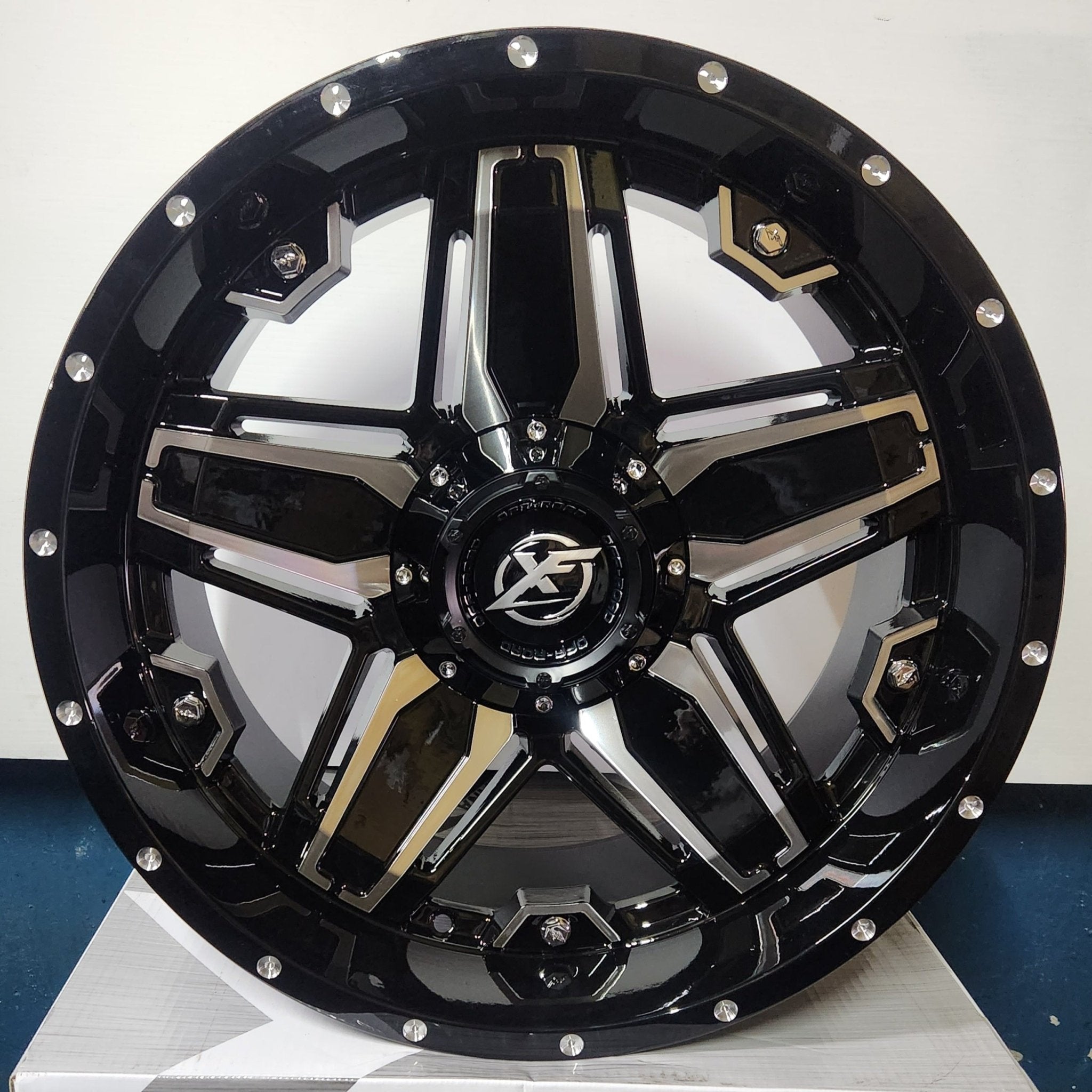 Zs 343 20X10 5X150 PIANO BLACK MACHINED MILLED - Gun Hill Tire House (WTW - WHOLESALE TIRES & WHEELS)