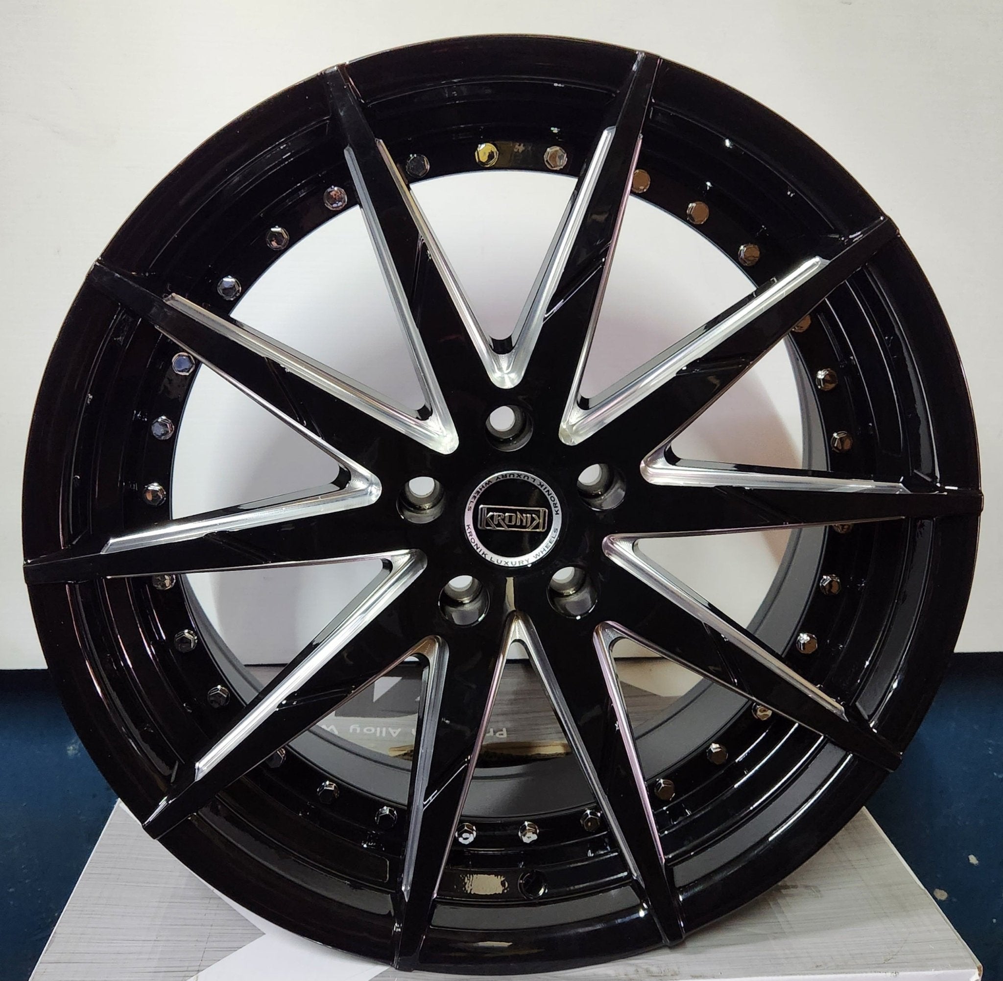 HEMMES B275 20x8.5 5x4.5 PIANO BLACK MACHINE MILL CHROME RIVETS - Gun Hill Tire House (WTW - WHOLESALE TIRES & WHEELS)