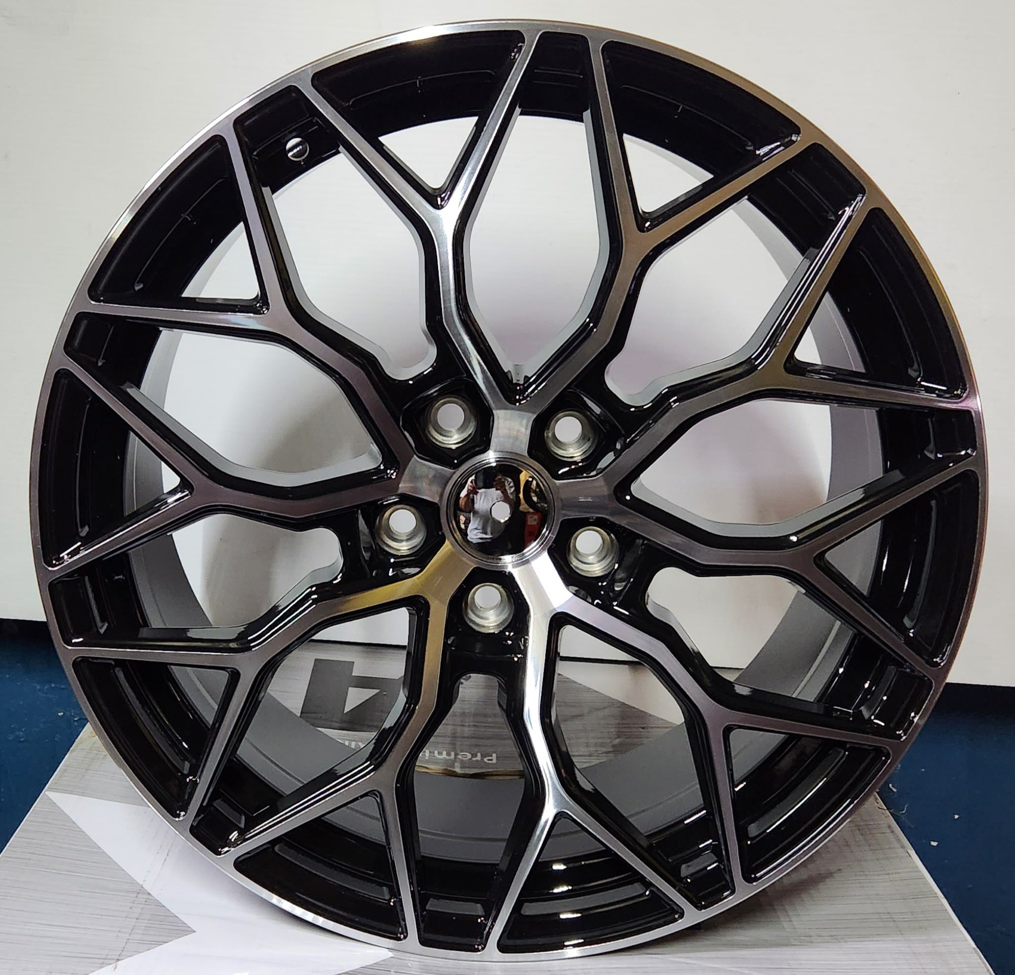 OE - 0319 HF - 2 REP 18X8.0 5X114.3 PIANO BLACK MACHINED FACE - Gun Hill Tire House (WTW - WHOLESALE TIRES & WHEELS)