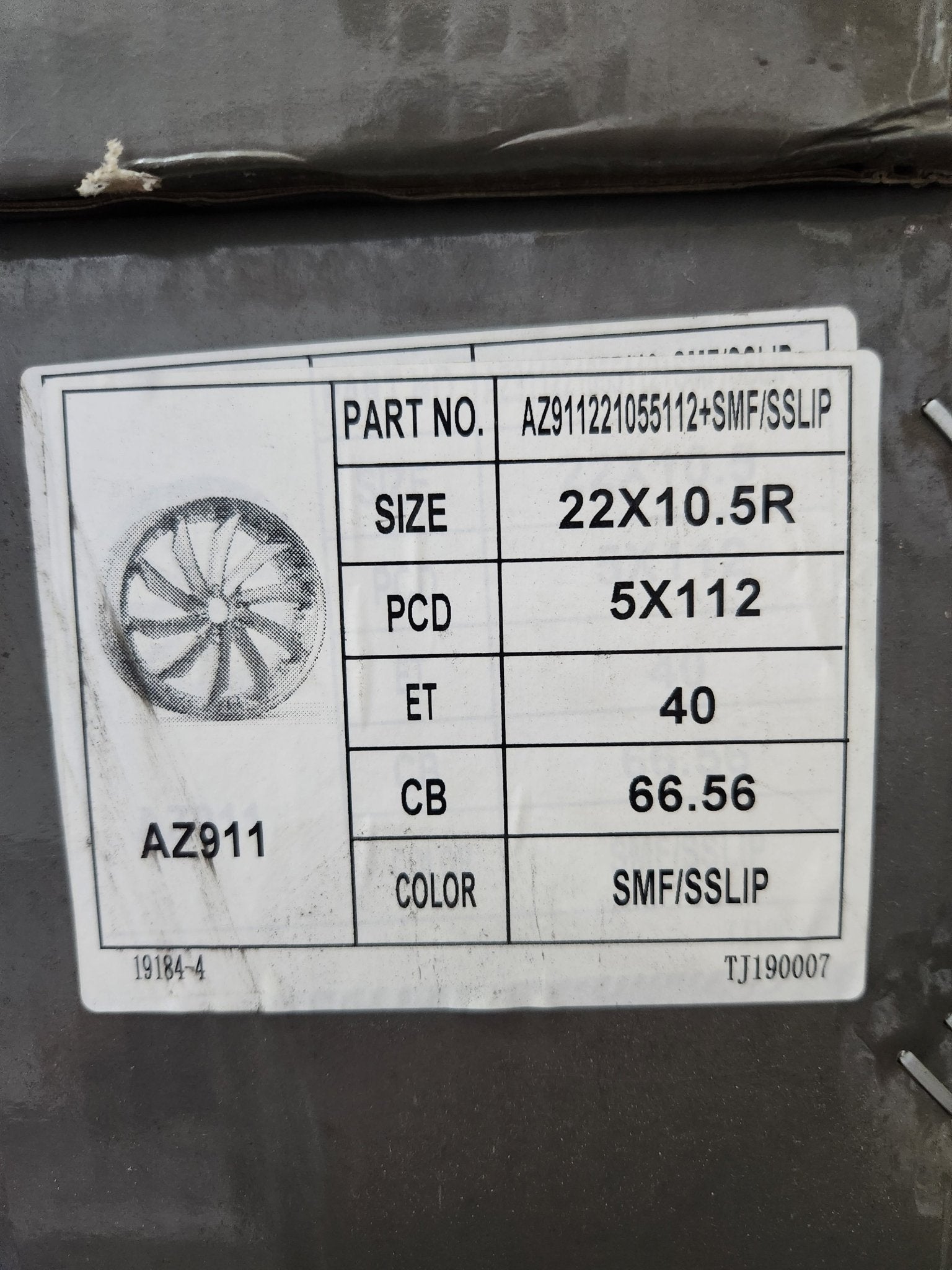 AZAD AZ911 22X10.5 5X112 RIGH HAND SILVER + STAINELESS STEEL LIP9 - Gun Hill Tire House (WTW - WHOLESALE TIRES & WHEELS)
