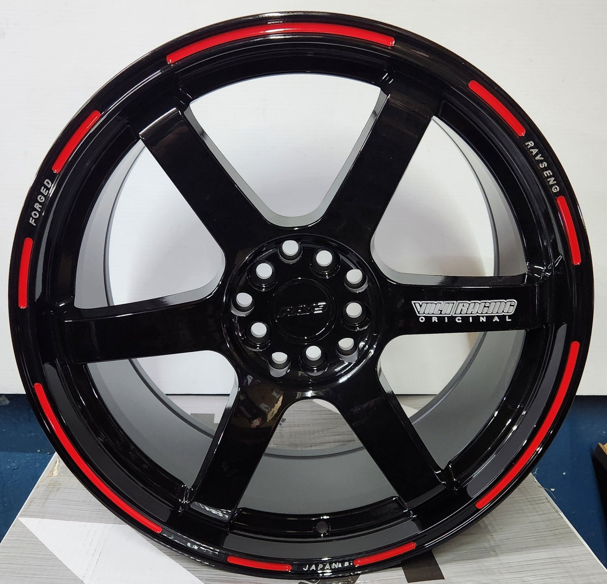 TE37 ULTRA REP 18x8.5 5x100 / 5x114.3 GLOSS BLACK WITH RED LINE - Gun Hill Tire House (WTW - WHOLESALE TIRES & WHEELS)