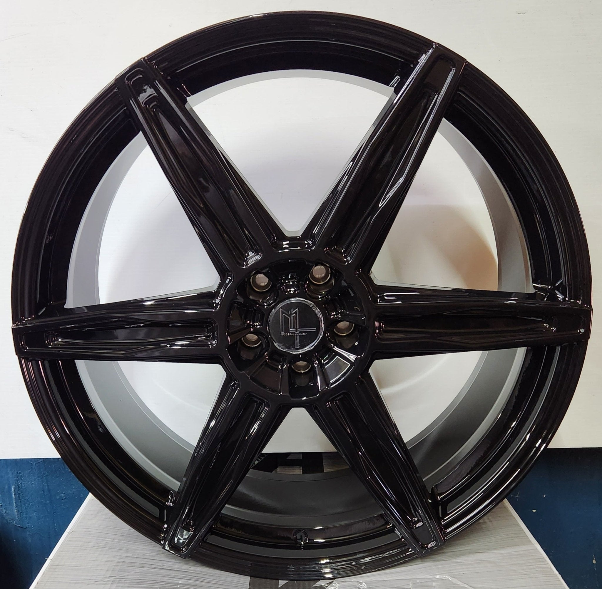 MODERN LEXURY MLF11 22X10.5 5X120 GLOSS BLACK - Gun Hill Tire House (WTW - WHOLESALE TIRES & WHEELS)