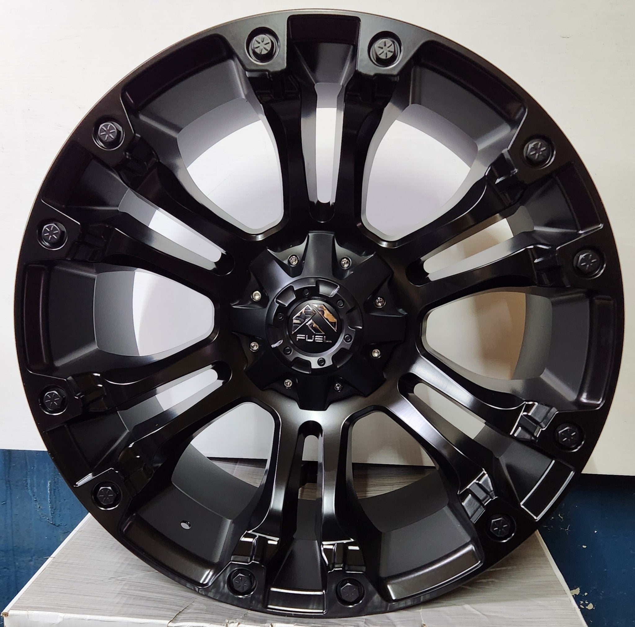 FUEL D560 22X10 6X135 6X139.7 MATTE BLACK - Gun Hill Tire House (WTW - WHOLESALE TIRES & WHEELS)