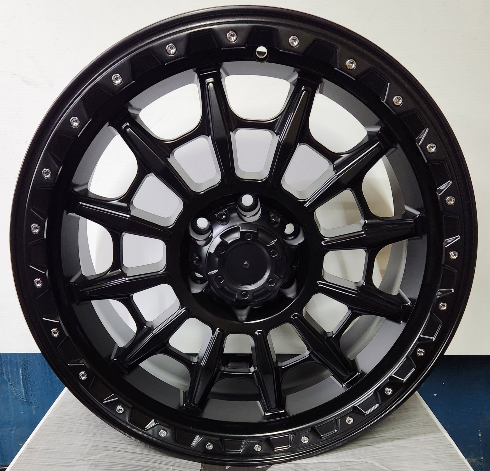 JT200 20X9.0 6X5.5 MB+CHROME RIVETS - Gun Hill Tire House (WTW - WHOLESALE TIRES & WHEELS)