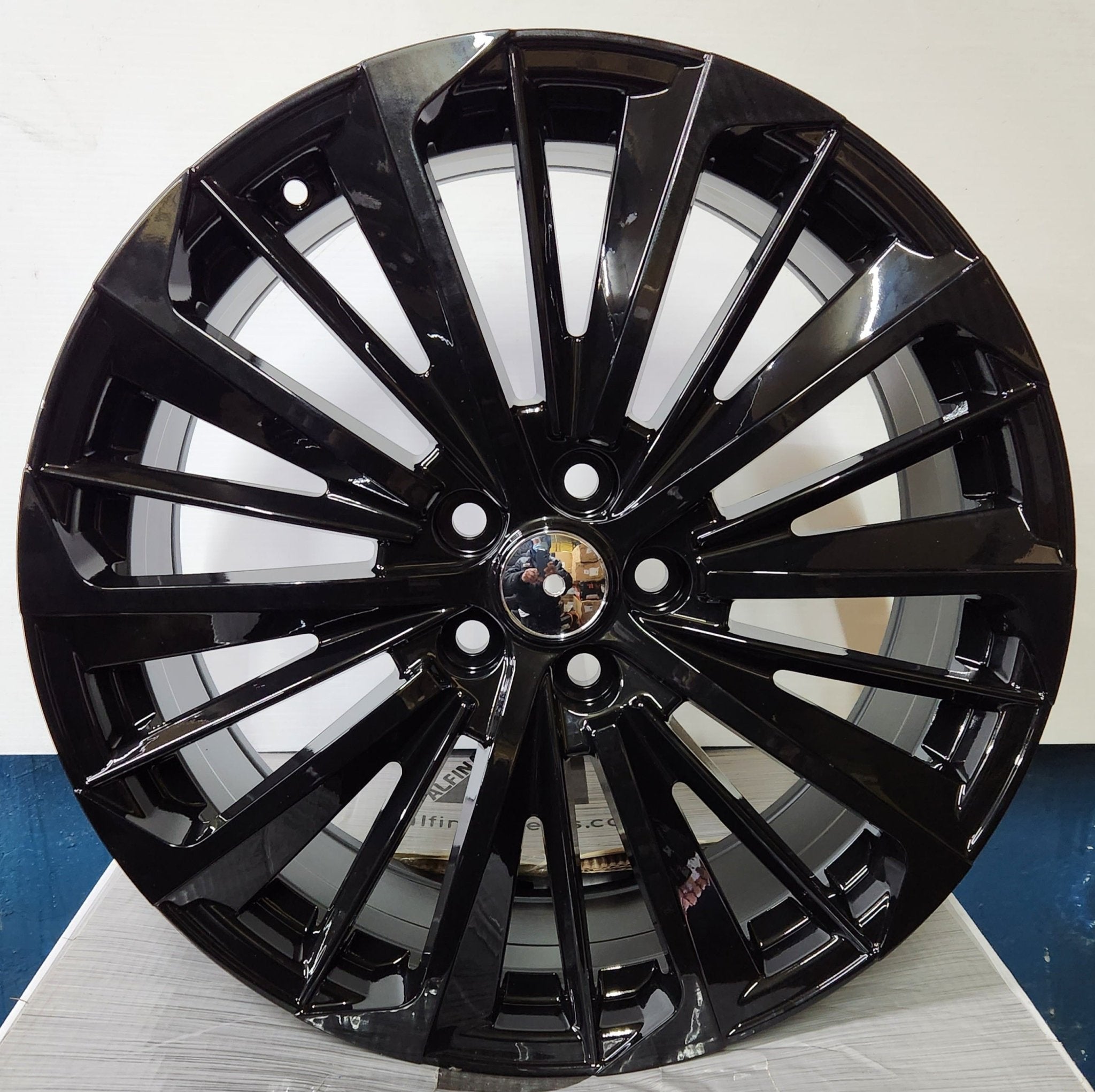 U110 WHEELS 20x7.5 5x114.3 GLOSS BLACK - Gun Hill Tire House (WTW - WHOLESALE TIRES & WHEELS)