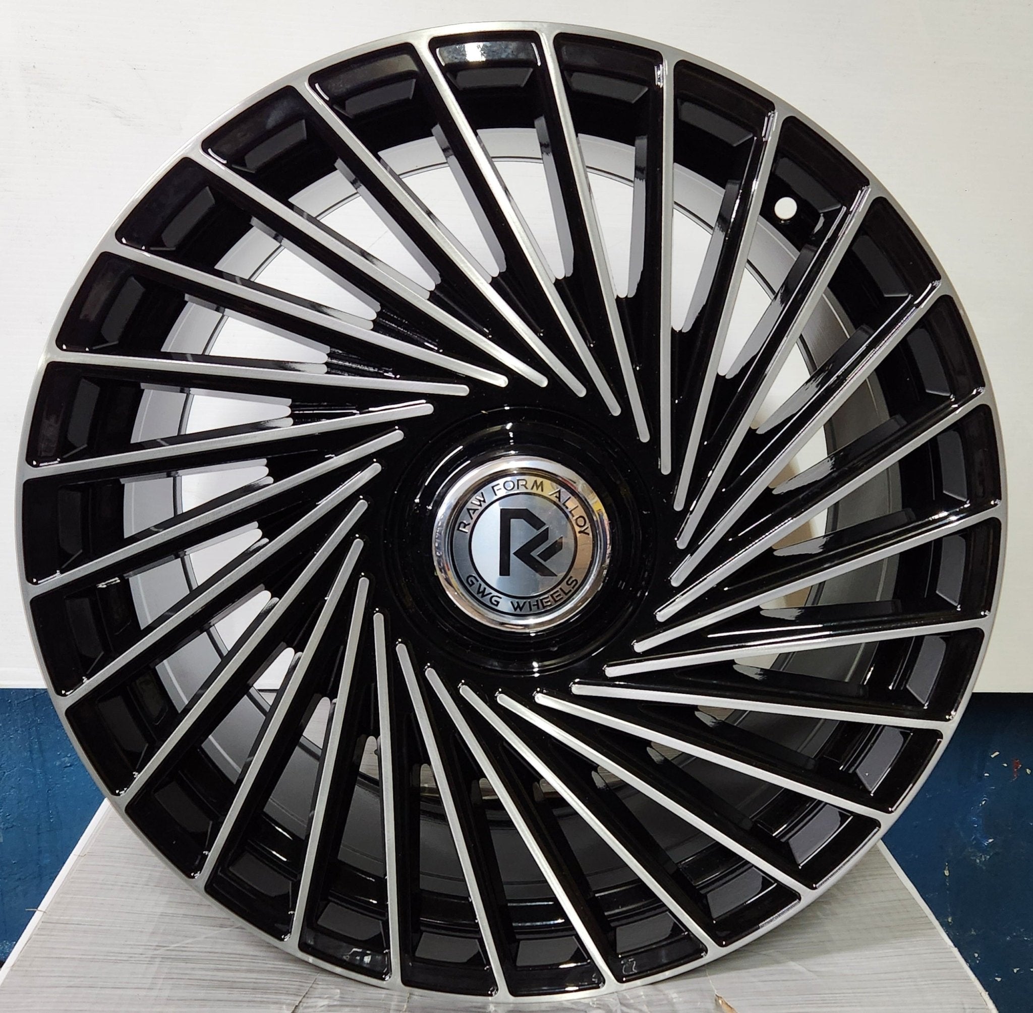 GWG RF2 20x9.0 5X114.3 GLOSS BLACK BRUSHED FACE - Gun Hill Tire House (WTW - WHOLESALE TIRES & WHEELS)