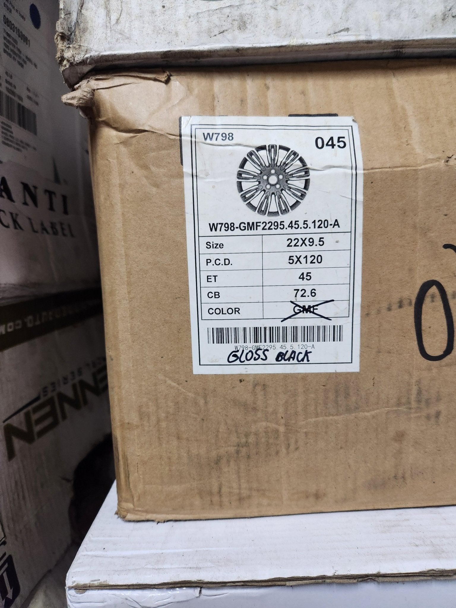 W798 22x9.5 5x120 GLOSS BLACK - Gun Hill Tire House (WTW - WHOLESALE TIRES & WHEELS)