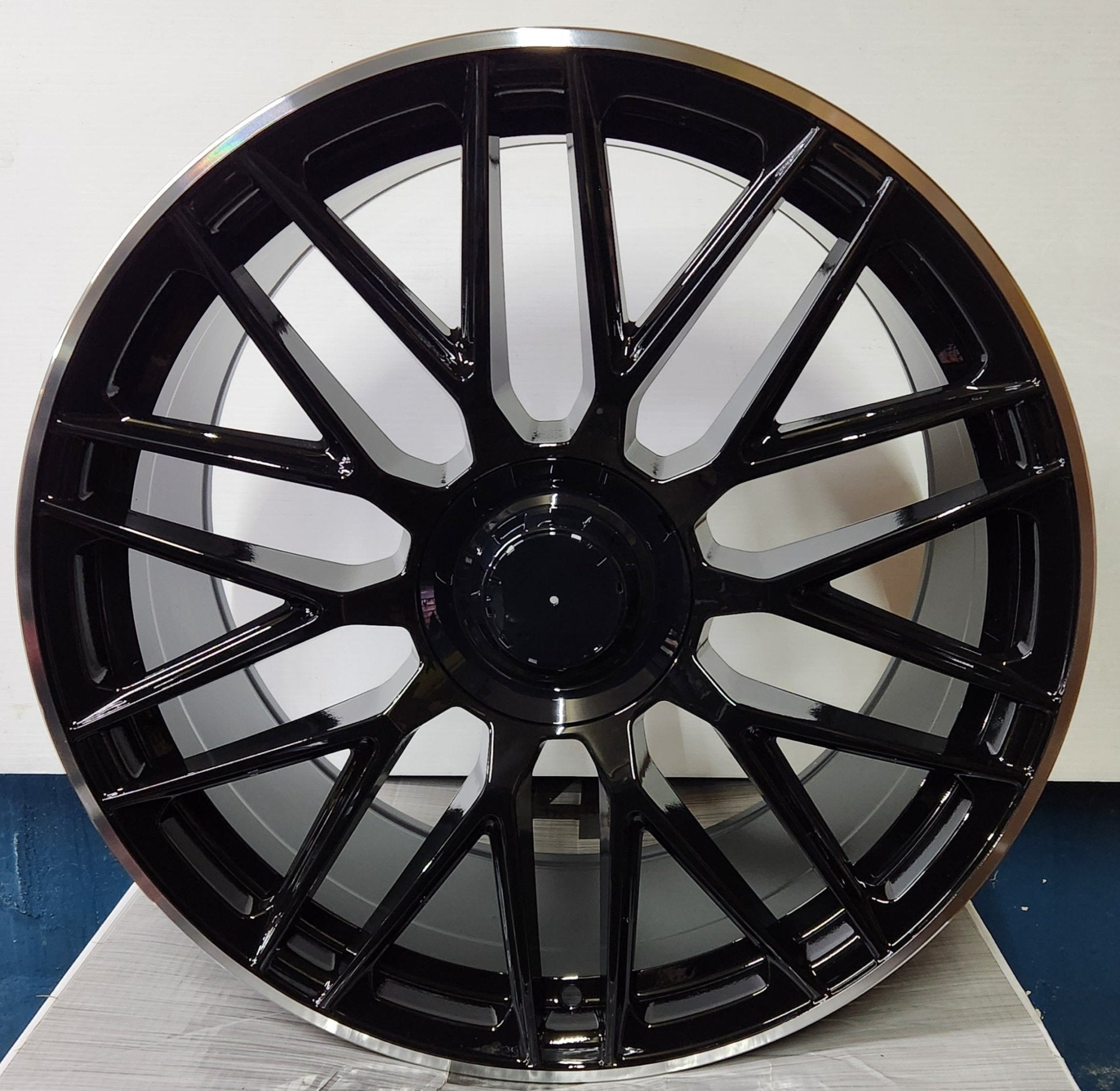 OE - 1118 20X8.5 5X112 GLOSSY BLACK MACHINE LIP - Gun Hill Tire House (WTW - WHOLESALE TIRES & WHEELS)