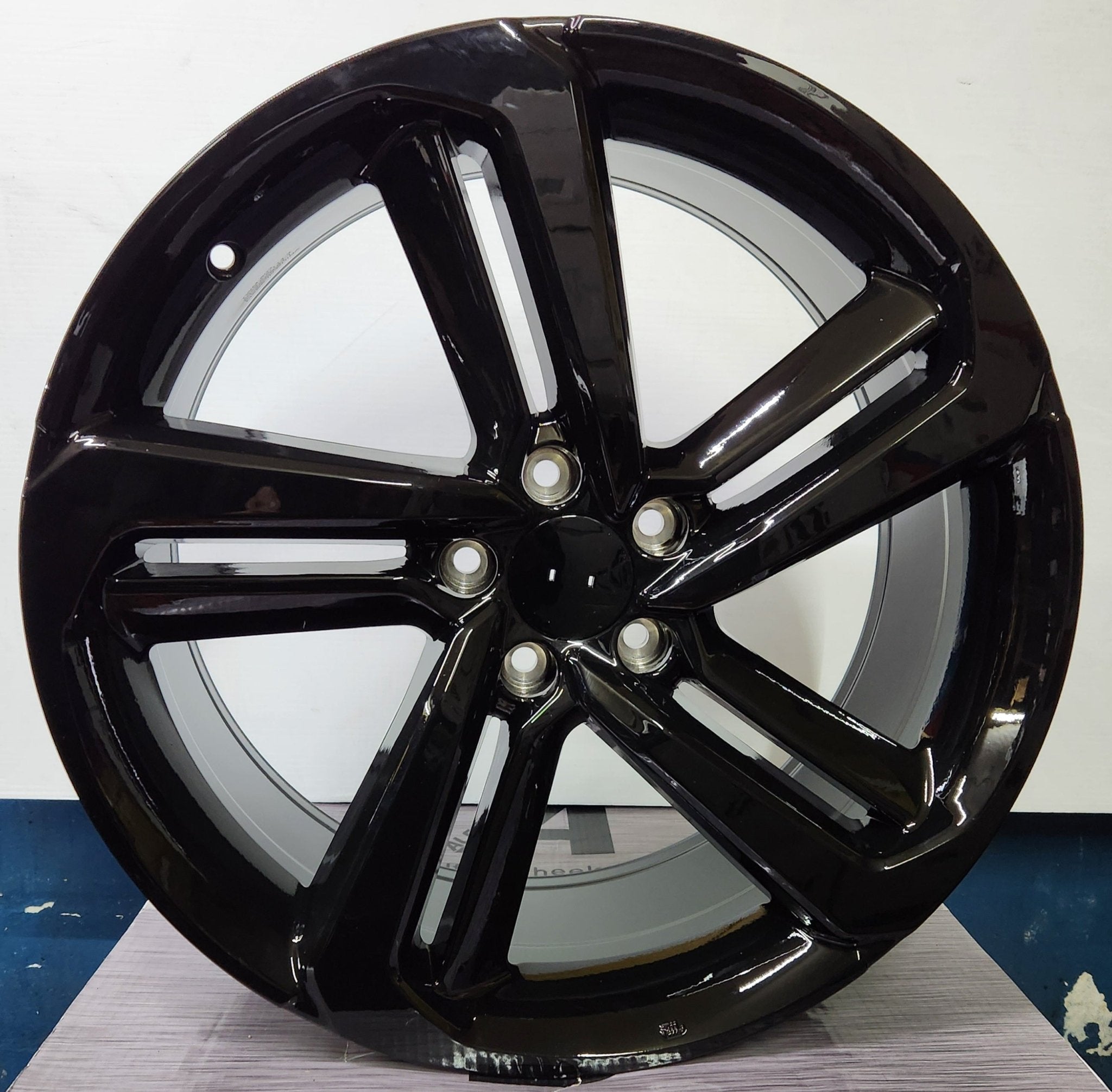 GWG 652 W315 20X8.5 5X114.3 GLOSS BLACK - Gun Hill Tire House (WTW - WHOLESALE TIRES & WHEELS)