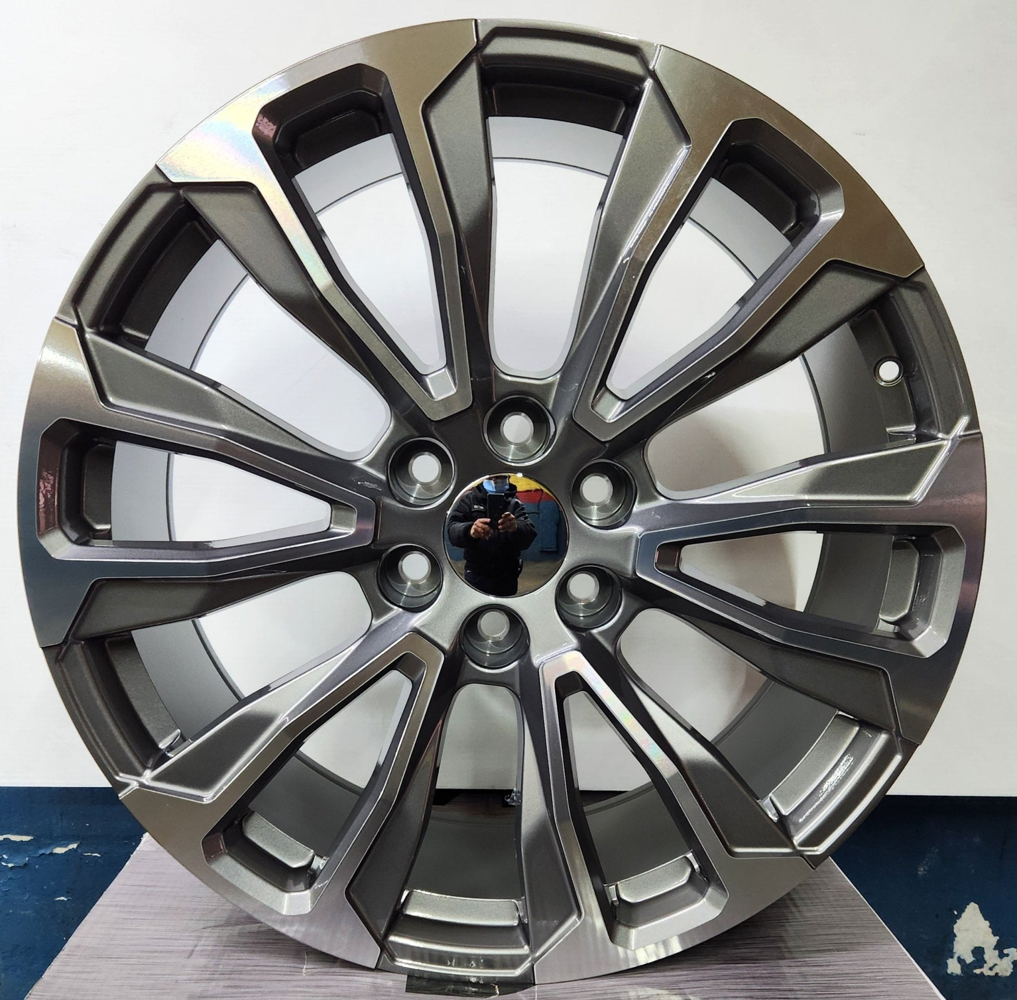 REP204 22X9.0 6X139.7 GUNMETAL MACHINED FACE - Gun Hill Tire House (WTW - WHOLESALE TIRES & WHEELS)