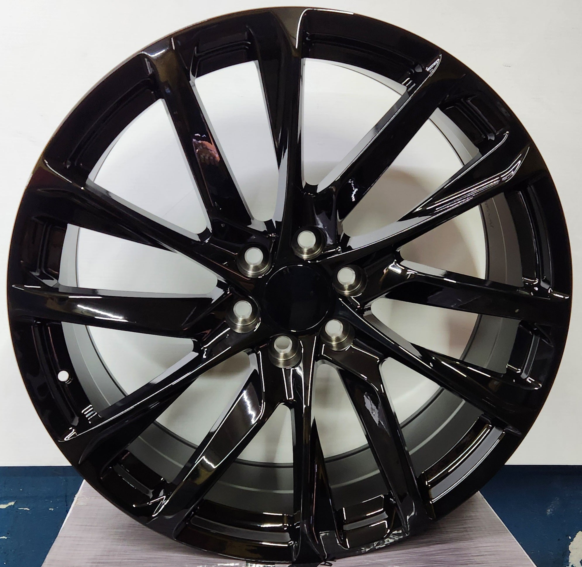 REP205 24X10 6X139.7 GLOSS BLACK - Gun Hill Tire House (WTW - WHOLESALE TIRES & WHEELS)