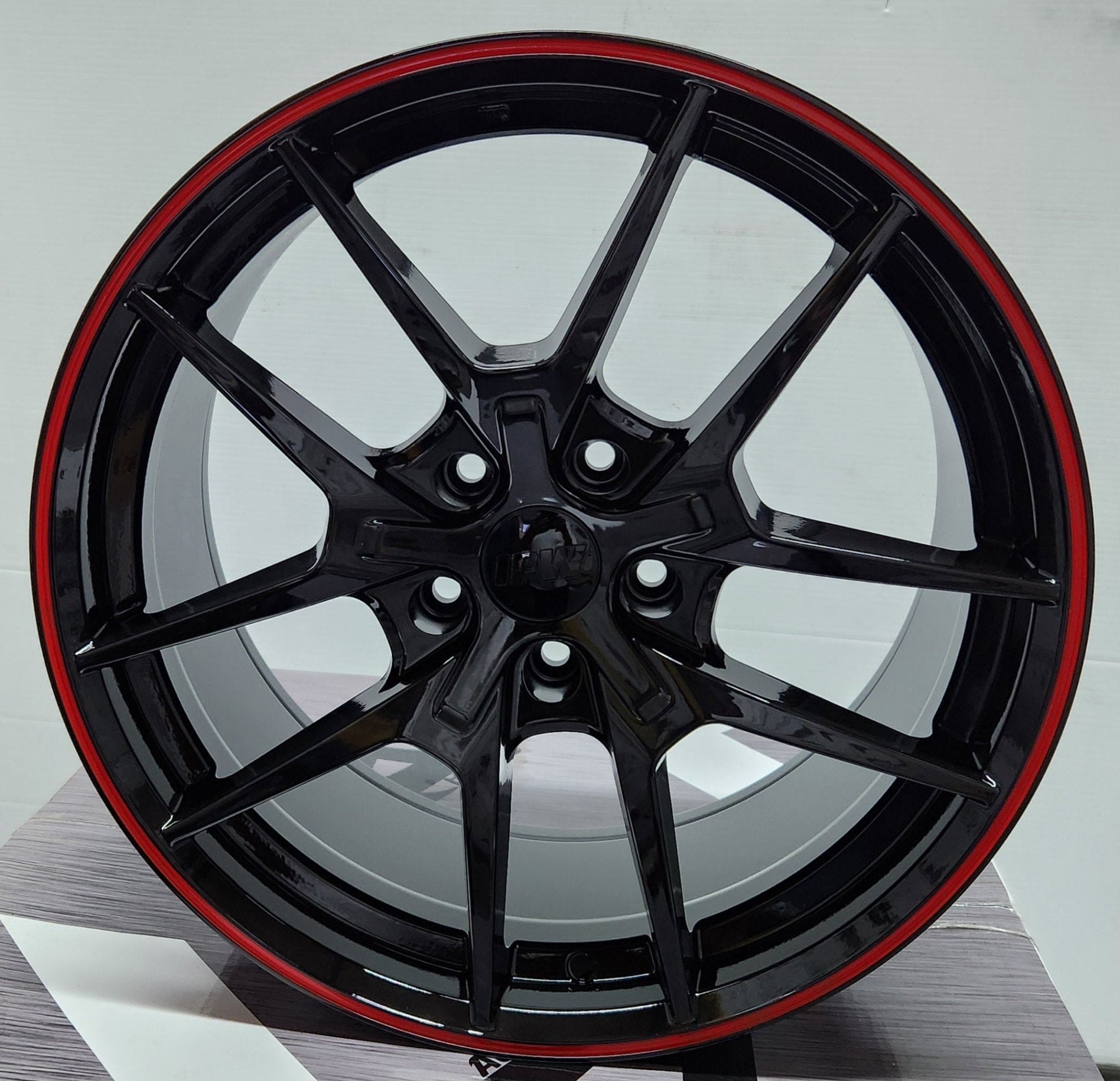 W301 XY31 FLOW FORGED 18x8.5 5x114.3 GLOSS BLACK RED LIP - Gun Hill Tire House (WTW - WHOLESALE TIRES & WHEELS)