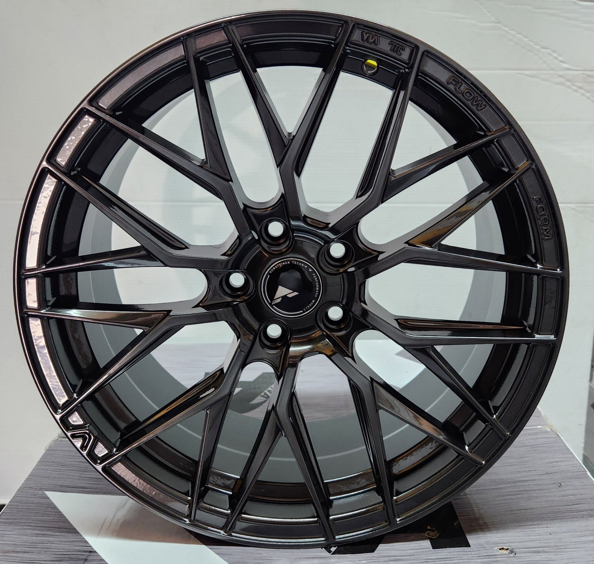 DX088 18x8.5 5x112 / 5x114.3 FLOW FORM TITANIUM - Gun Hill Tire House (WTW - WHOLESALE TIRES & WHEELS)