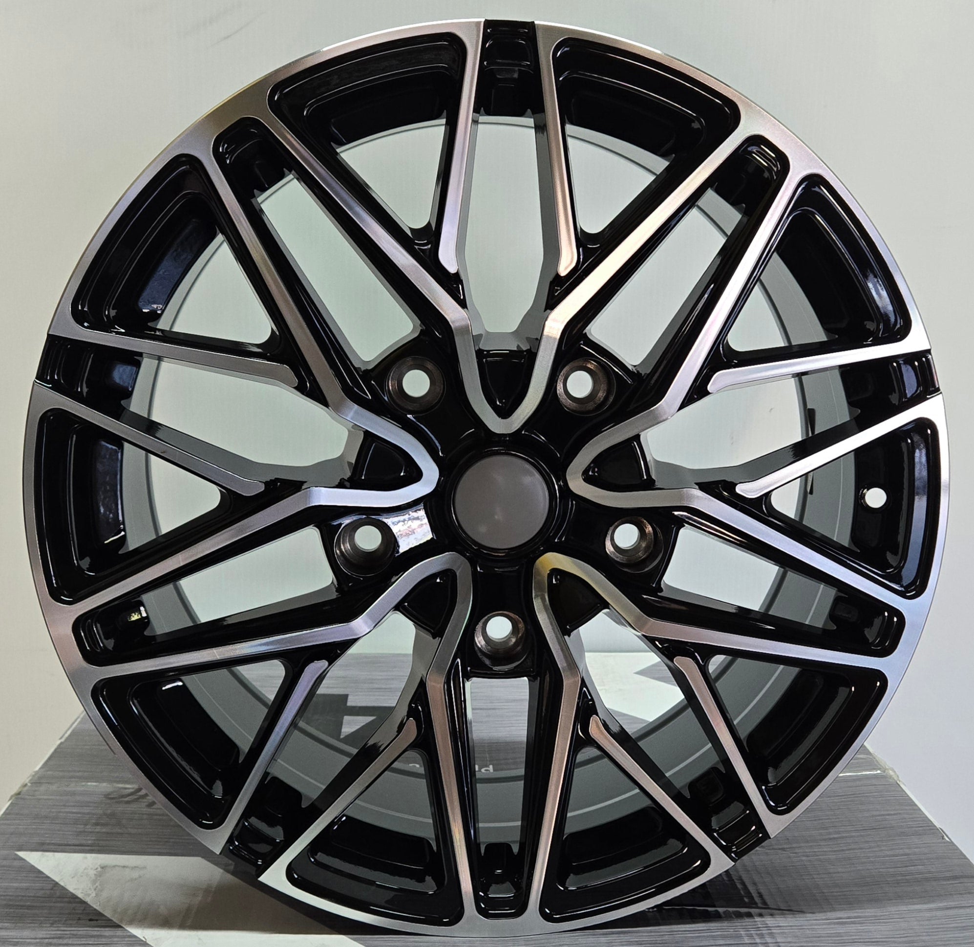 OE - E141 - 0377 18x8.0 5x160 GLOS BLACK MACHINE FACE - Gun Hill Tire House (WTW - WHOLESALE TIRES & WHEELS)