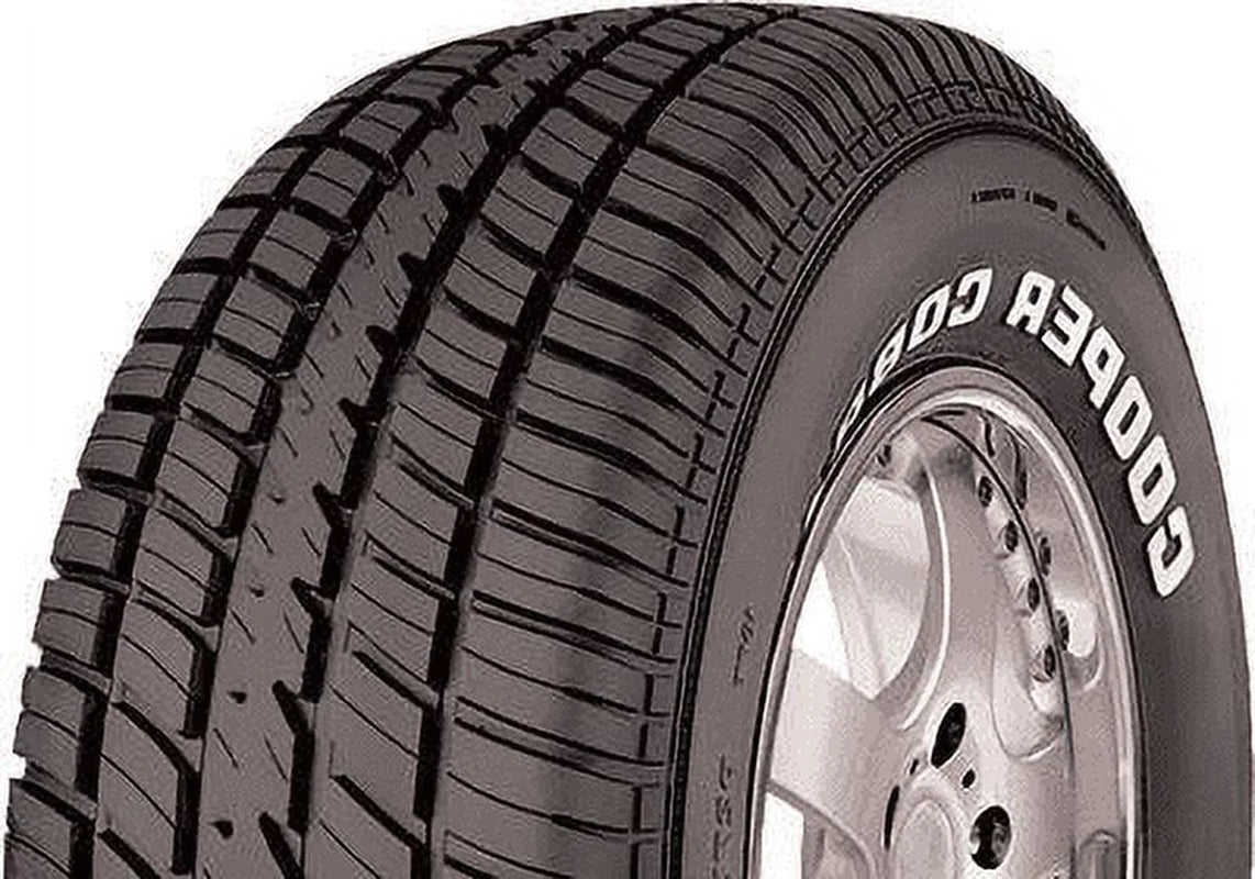 215/70R14 Cooper Cobra G/T Classic All - Season Tire - 96T - Gun Hill Tire House (WTW - WHOLESALE TIRES & WHEELS)