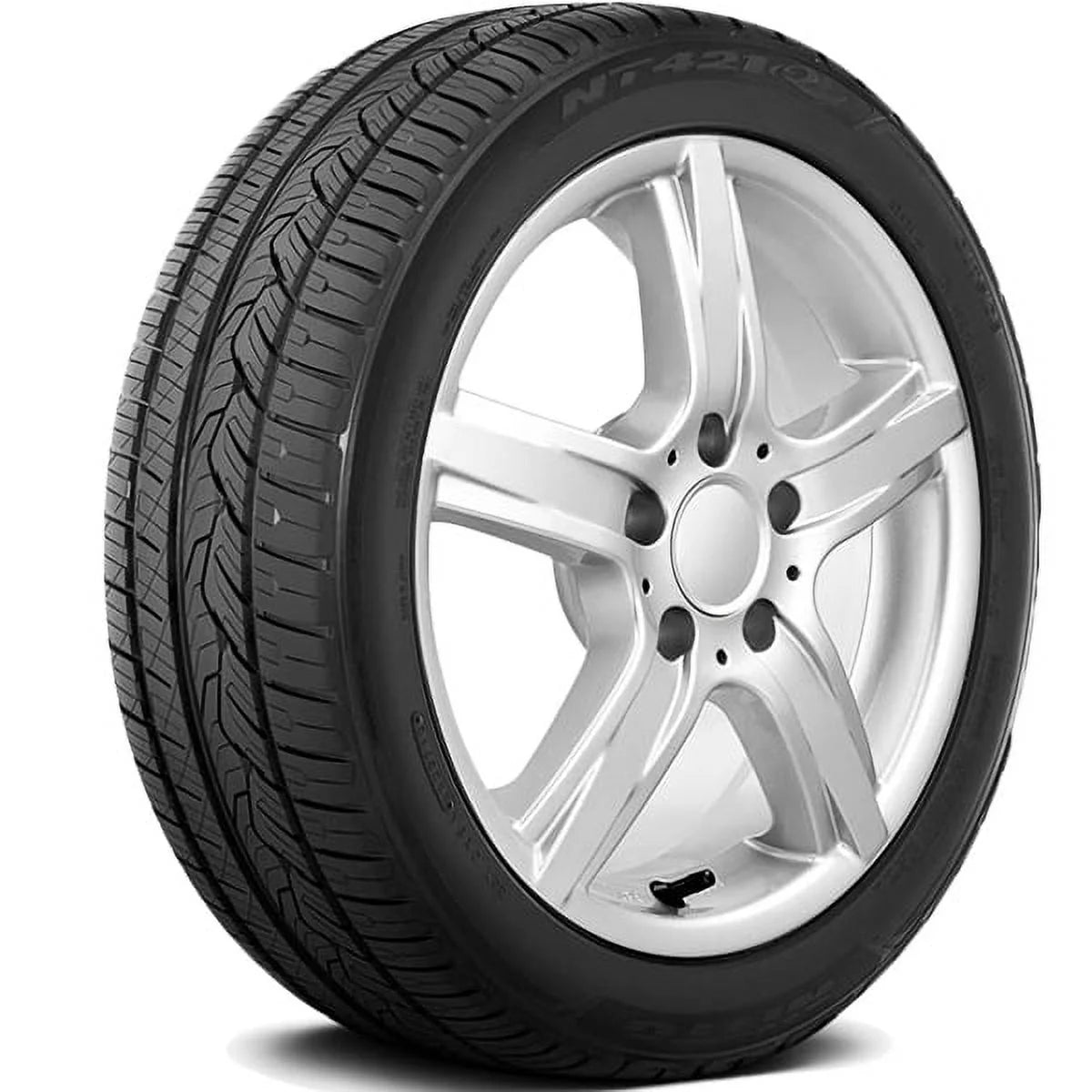 255/45R20 Nitto NT421Q 105 W Tire - Gun Hill Tire House (WTW - WHOLESALE TIRES & WHEELS)