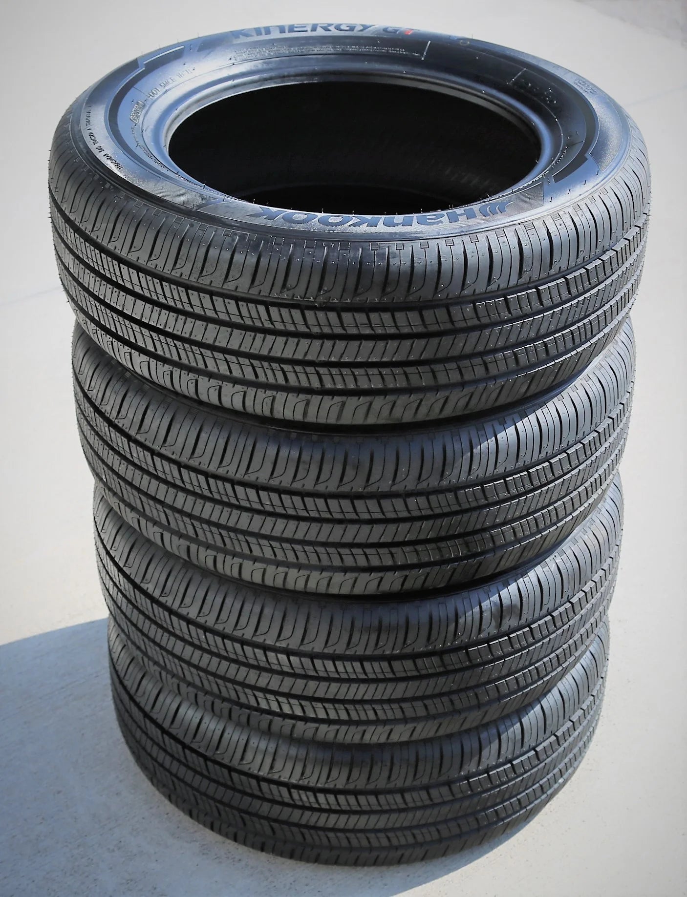 215/55R17 Hankook Kinergy GT H436 All - Season Tire - 94H - Gun Hill Tire House (WTW - WHOLESALE TIRES & WHEELS)