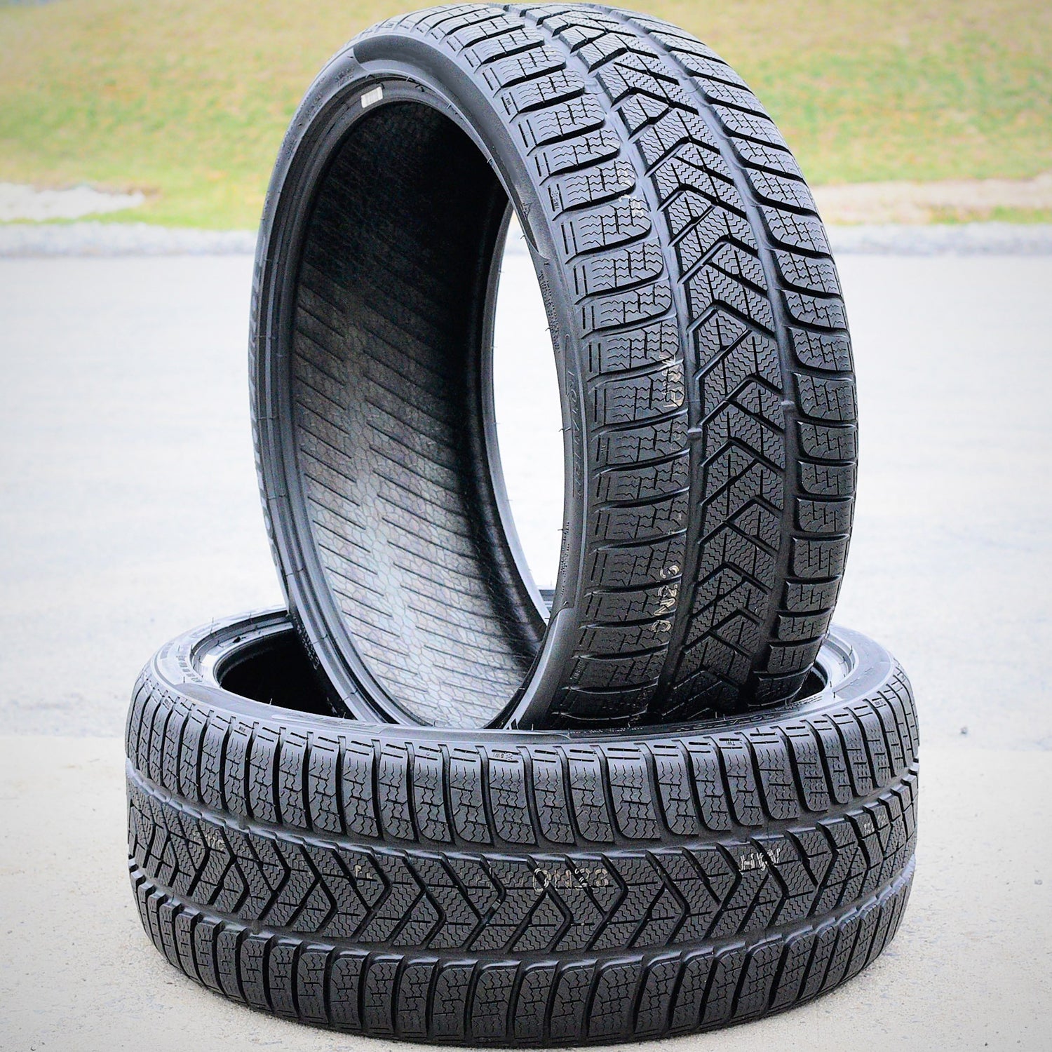 245/45R18 Pirelli Winter Sottozero 3 Winter 100V XL Passenger Tire - Gun Hill Tire House (WTW - WHOLESALE TIRES & WHEELS)