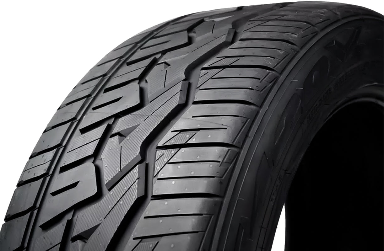 285/40R20 Nitto NT420V All Season 108V XL Light Truck Tire - Gun Hill Tire House (WTW - WHOLESALE TIRES & WHEELS)
