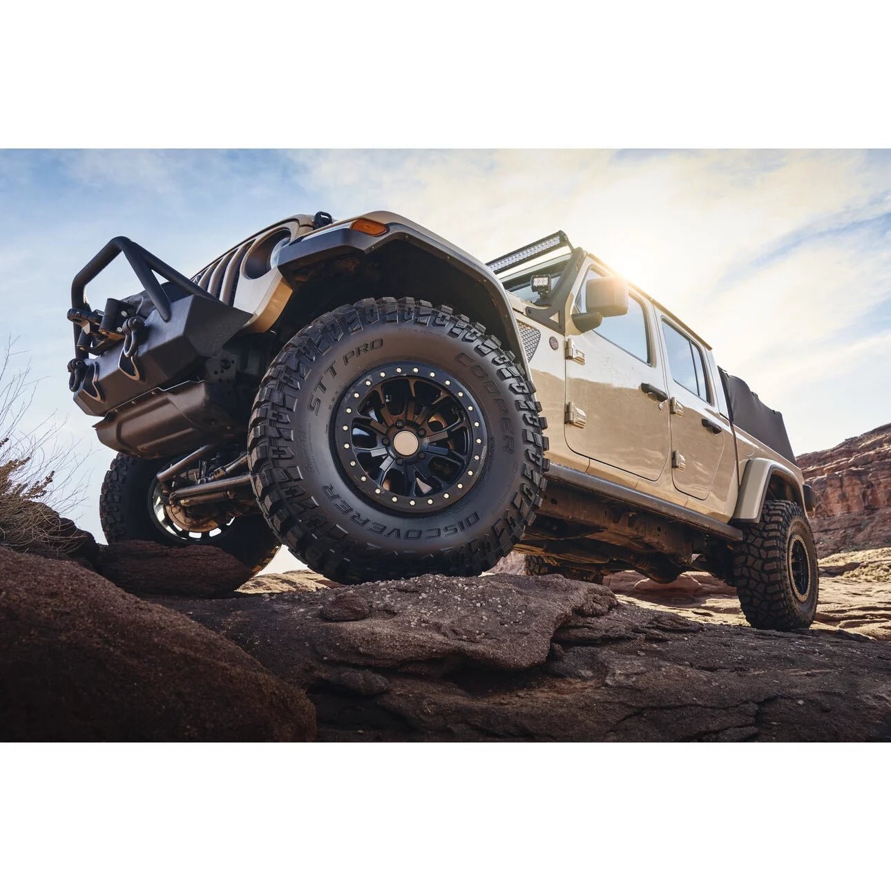 LT275/65R18 Cooper Discoverer STT Pro All - Season 123Q Tire - Gun Hill Tire House (WTW - WHOLESALE TIRES & WHEELS)