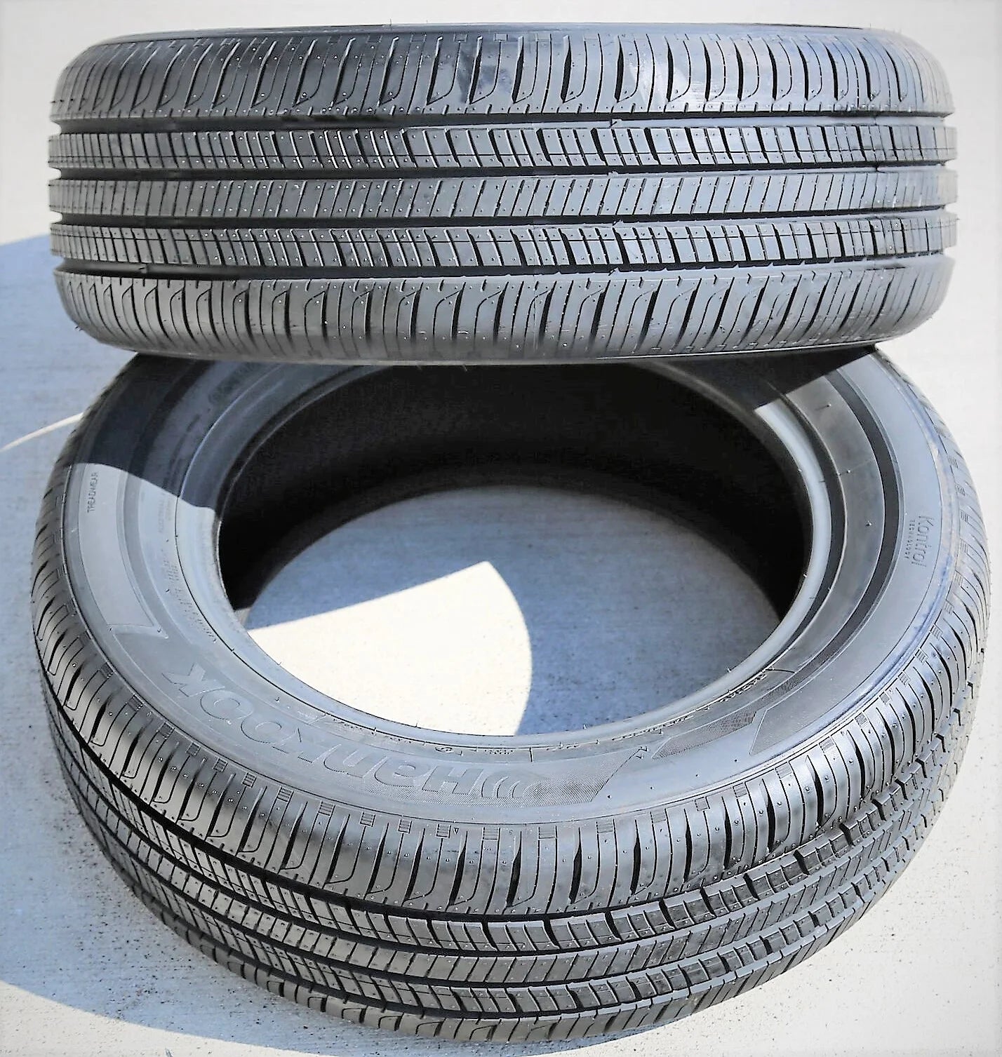 215/55R17 Hankook Kinergy GT H436 All - Season Tire - 94H - Gun Hill Tire House (WTW - WHOLESALE TIRES & WHEELS)