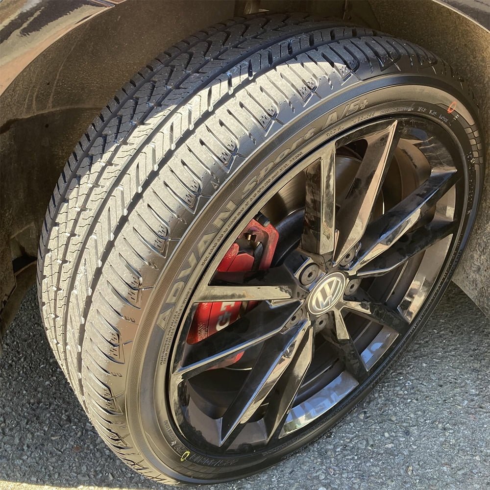 285/35R18 Yokohama Advan Sport A/S plus UHP All Season 101Y XL Passenger Tire - Gun Hill Tire House (WTW - WHOLESALE TIRES & WHEELS)