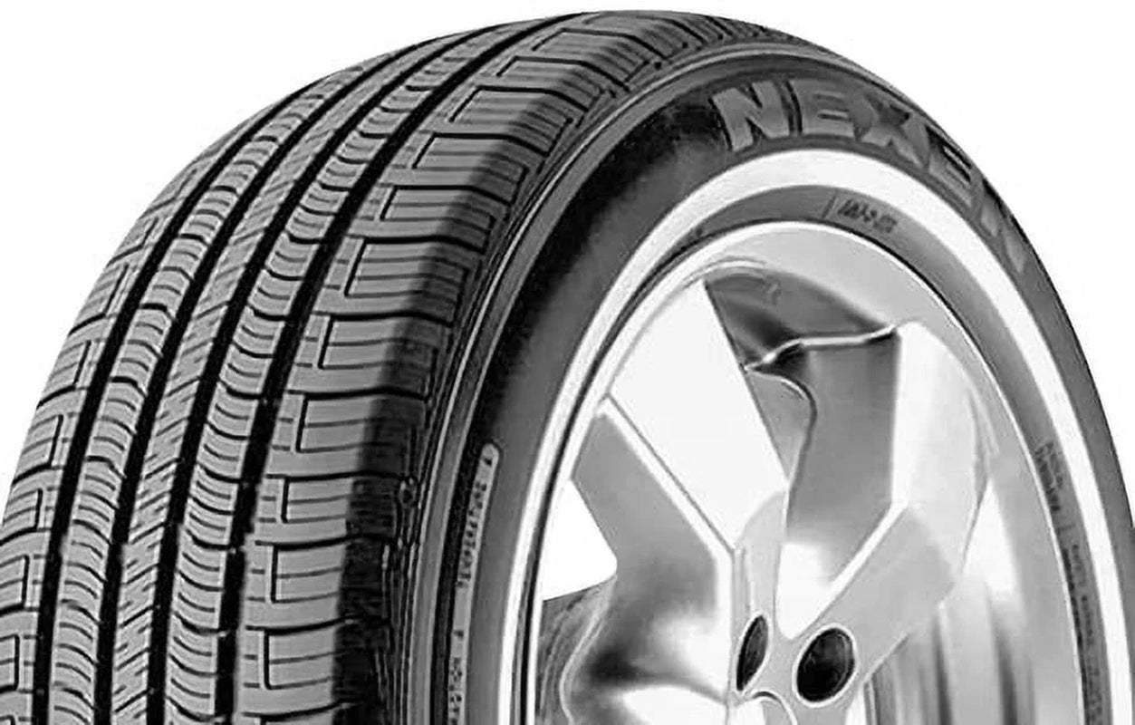 235/75R15 Nexen N'Priz AH5 All Season 109S XL Passenger Tire - Gun Hill Tire House (WTW - WHOLESALE TIRES & WHEELS)