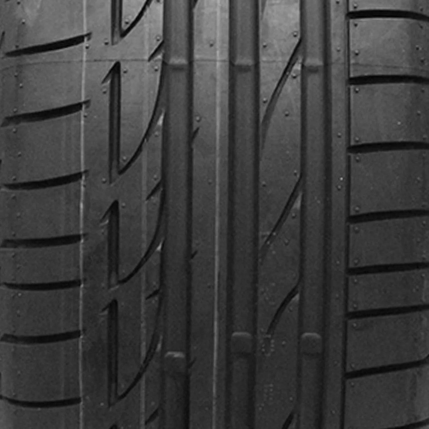 225/35R19 Bridgestone Potenza S001 RFT UHP Summer 88Y XL Passenger Tire - Gun Hill Tire House (WTW - WHOLESALE TIRES & WHEELS)
