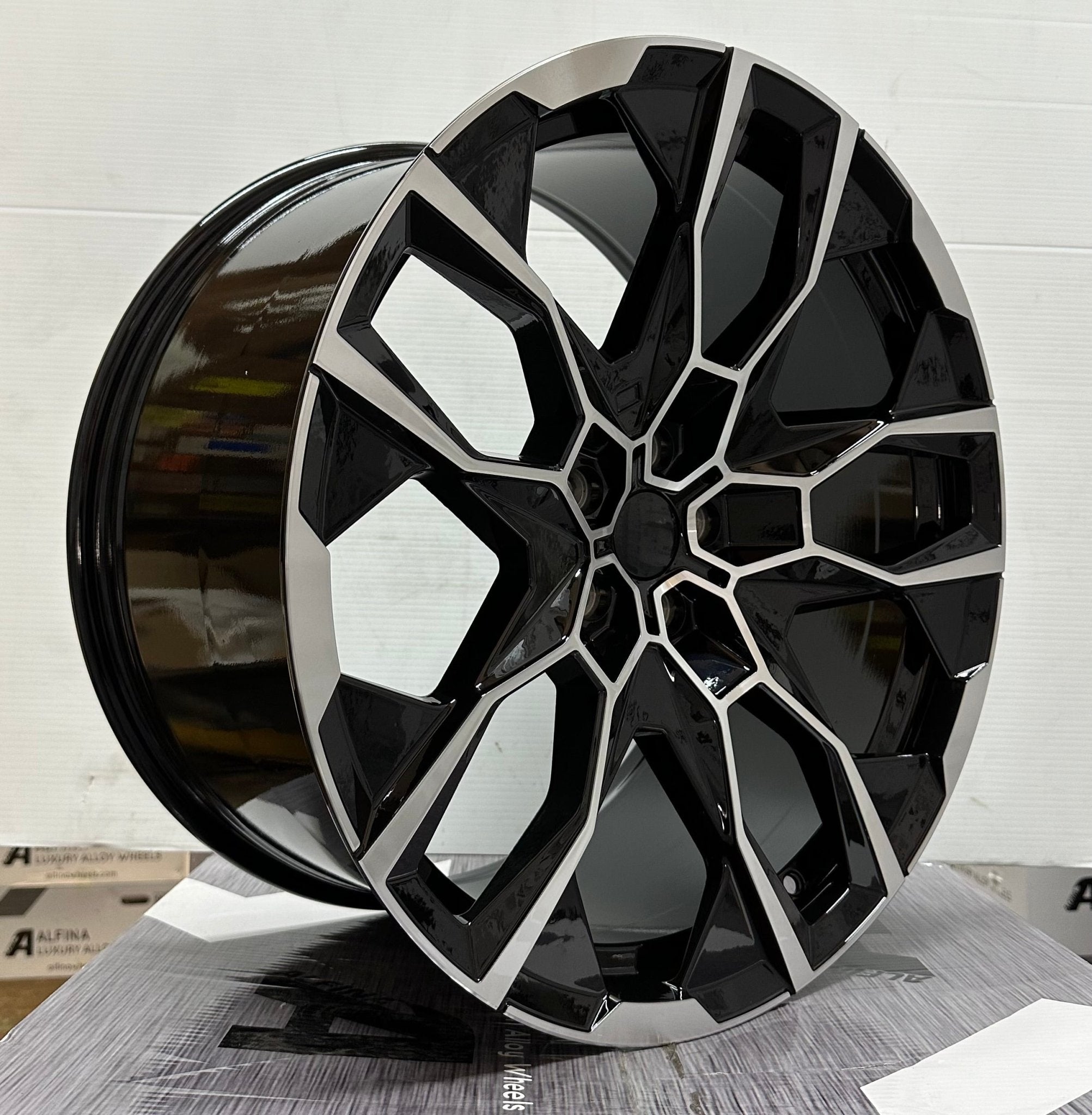 OE - 5592 XM 21x9.5 5x112 GLOSS BLACK MACHINED FACE - Gun Hill Tire House (WTW - WHOLESALE TIRES & WHEELS)