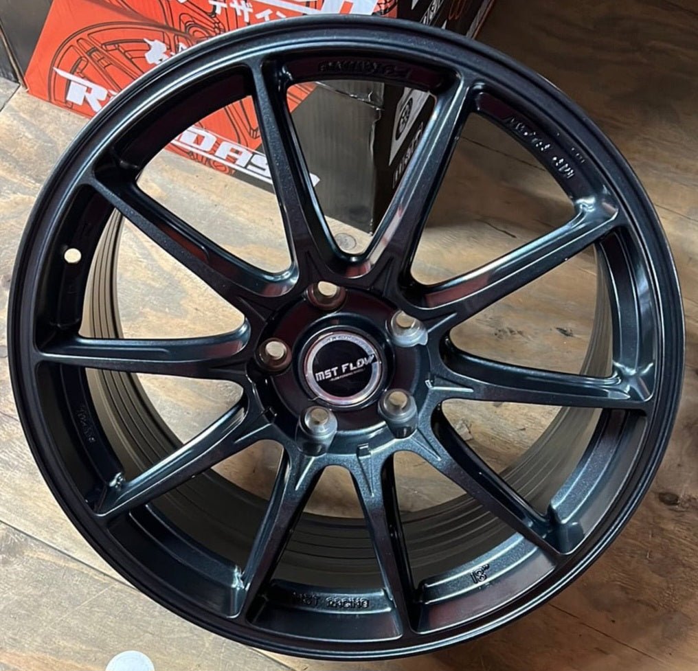 MAKSTTON FF004 18X8 5X4.5 GRAPPITE GRAY - Gun Hill Tire House (WTW - WHOLESALE TIRES & WHEELS)