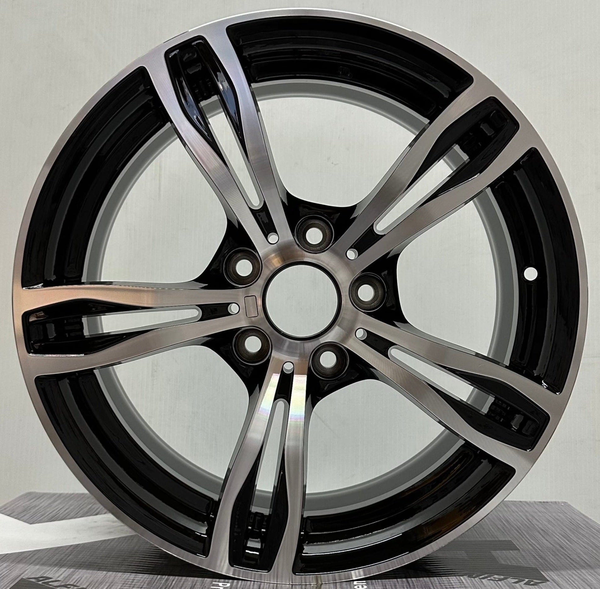 OE - 5056 17x8.0 5x120 GLOSS BLACK MACHINE FACE +30mm 72.6mm - Gun Hill Tire House (WTW - WHOLESALE TIRES & WHEELS)